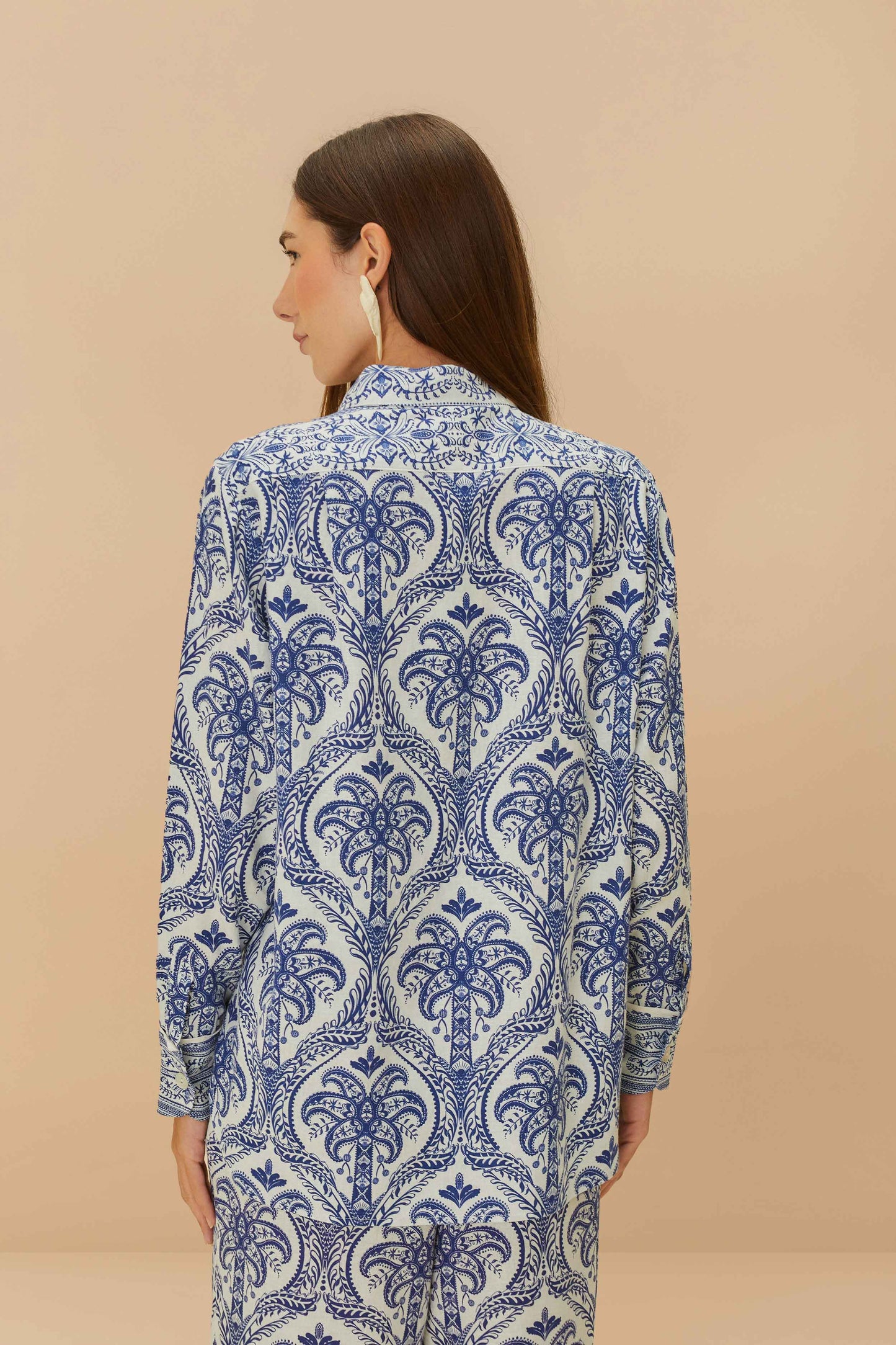 Camisa de pijama Off-White Tropical Cameo LENZING™ ECOVERO™ Euroflax™.