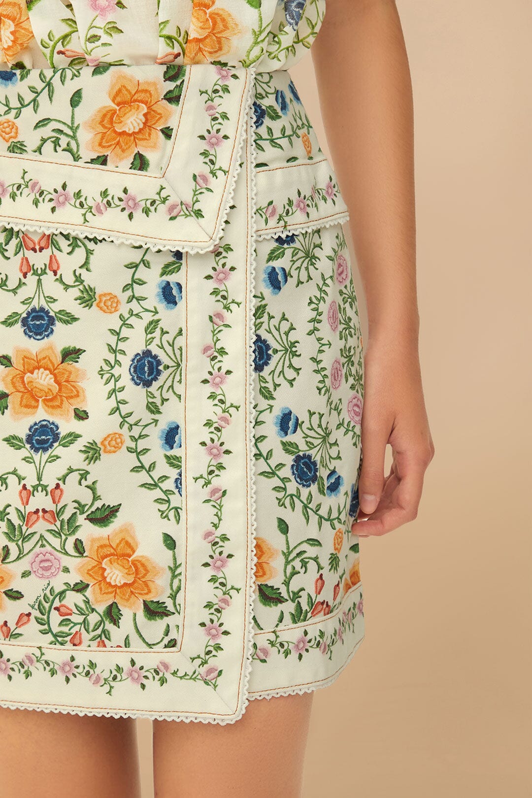 Minifalda Folk Floral Off-White