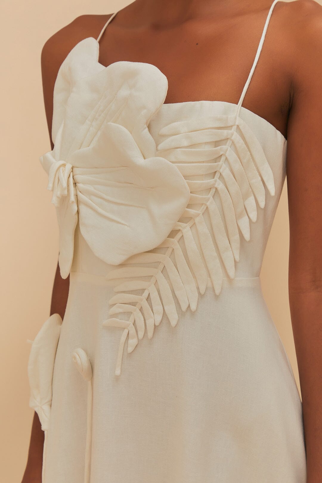 Vestido midi Off-White Garden LENZING™ ECOVERO™ Euroflax™.