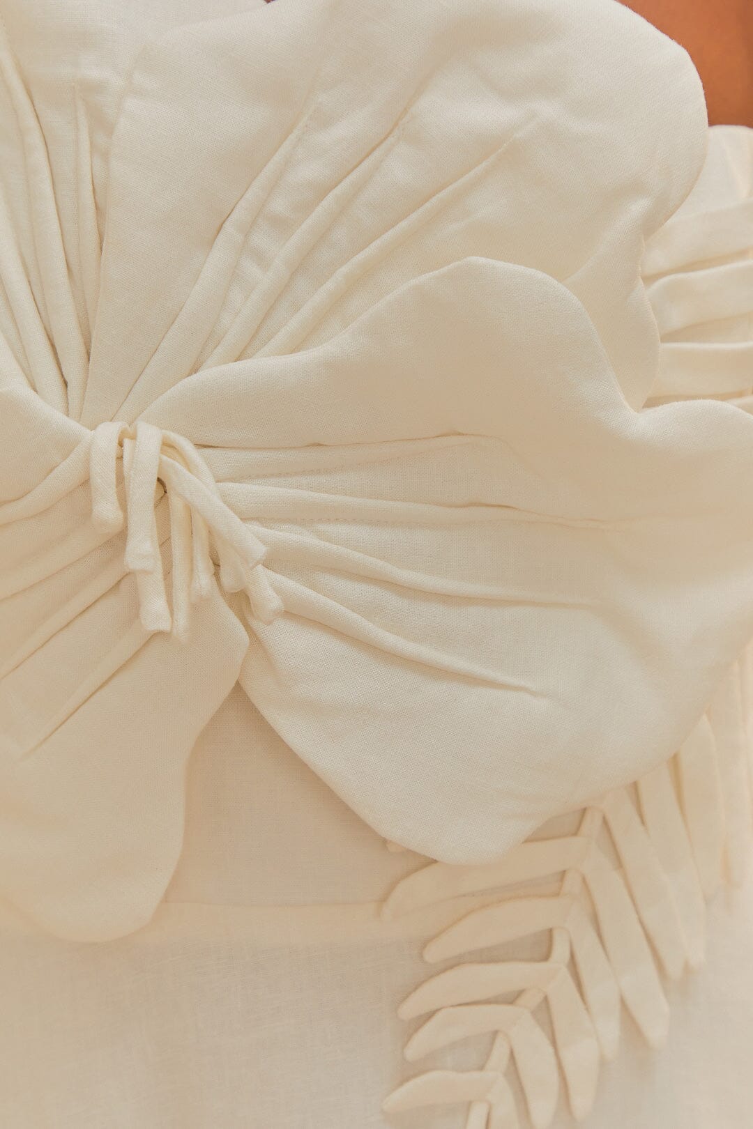 Vestido midi Off-White Garden LENZING™ ECOVERO™ Euroflax™.