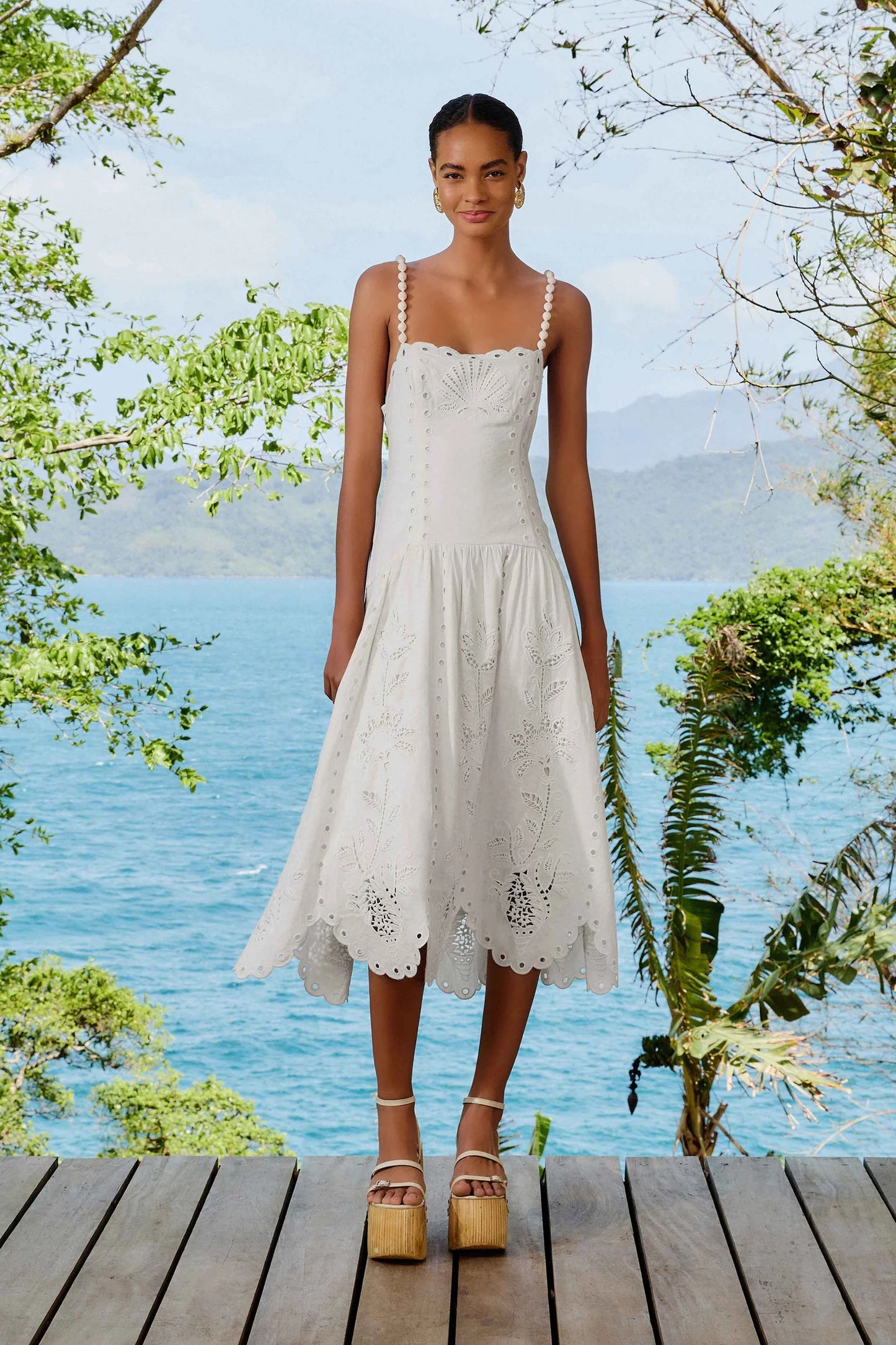 Vestido midi richelieu lenzing™ ecovero™ euroflax™ blanco