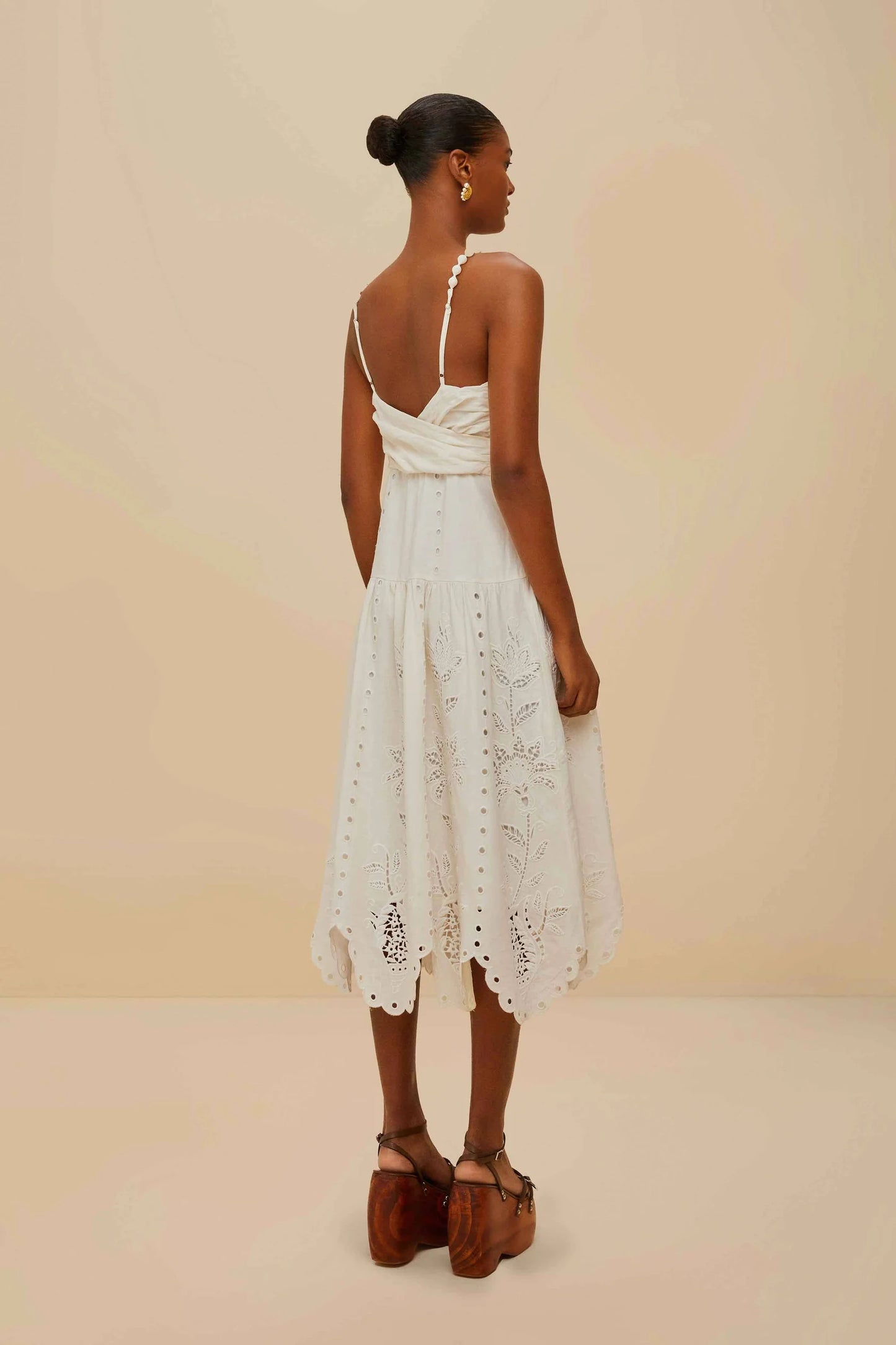Vestido midi richelieu lenzing™ ecovero™ euroflax™ blanco