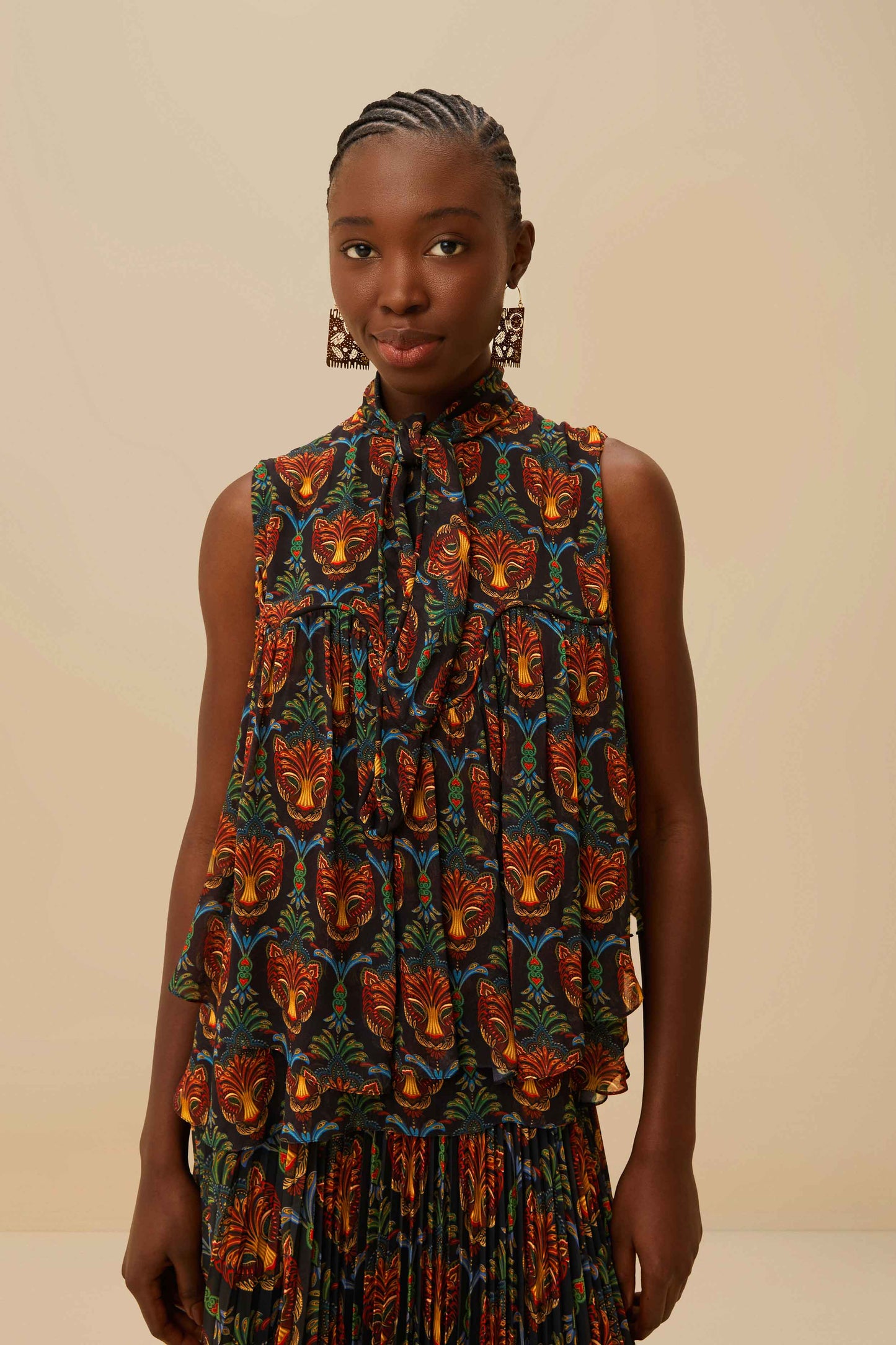 Blusa negra sin mangas estampado Boho Panther