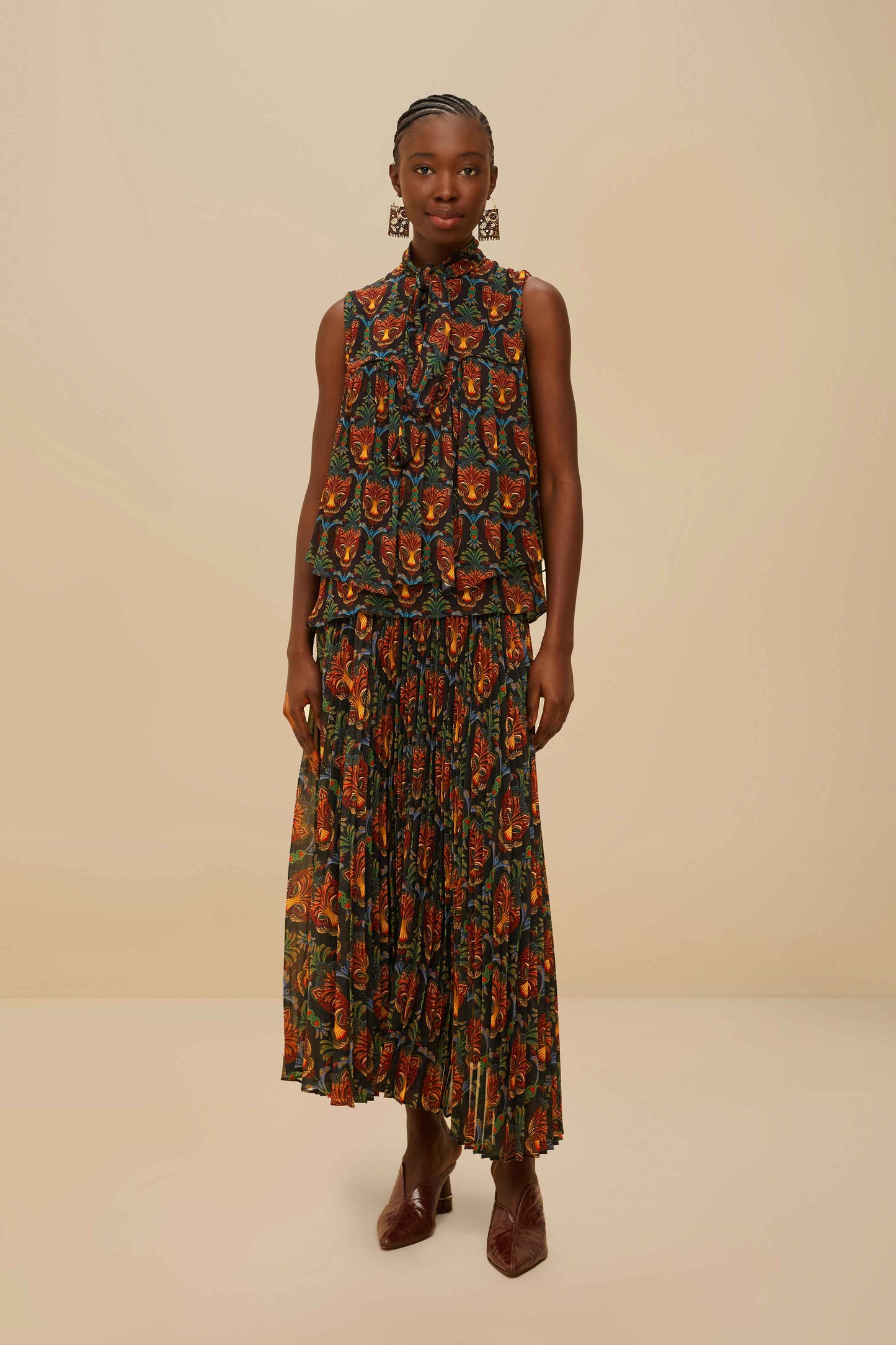 Blusa negra sin mangas estampado Boho Panther