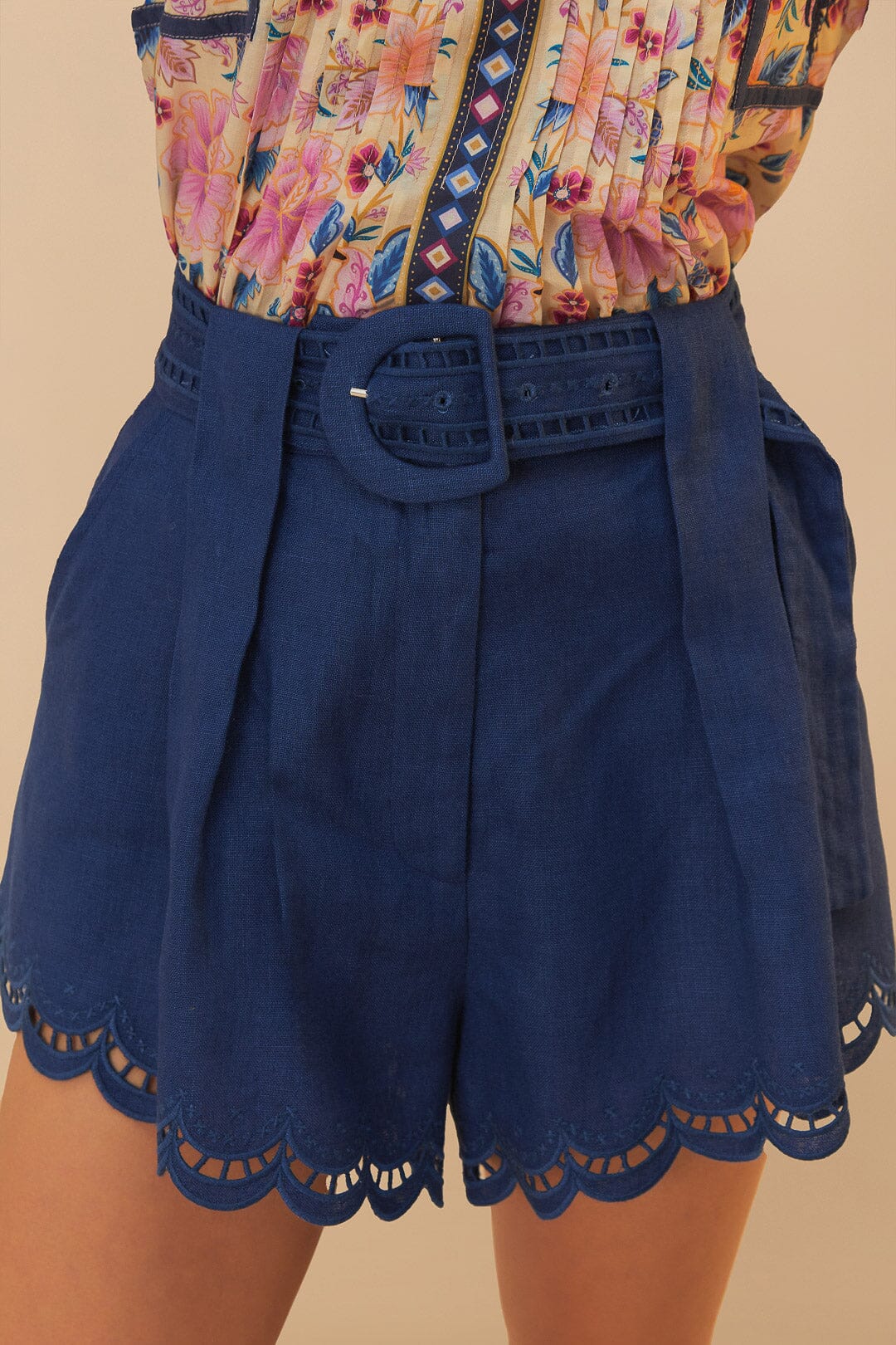 Pantalón corto azul marino Richelieu Belted Euroflax™ Premium Linen