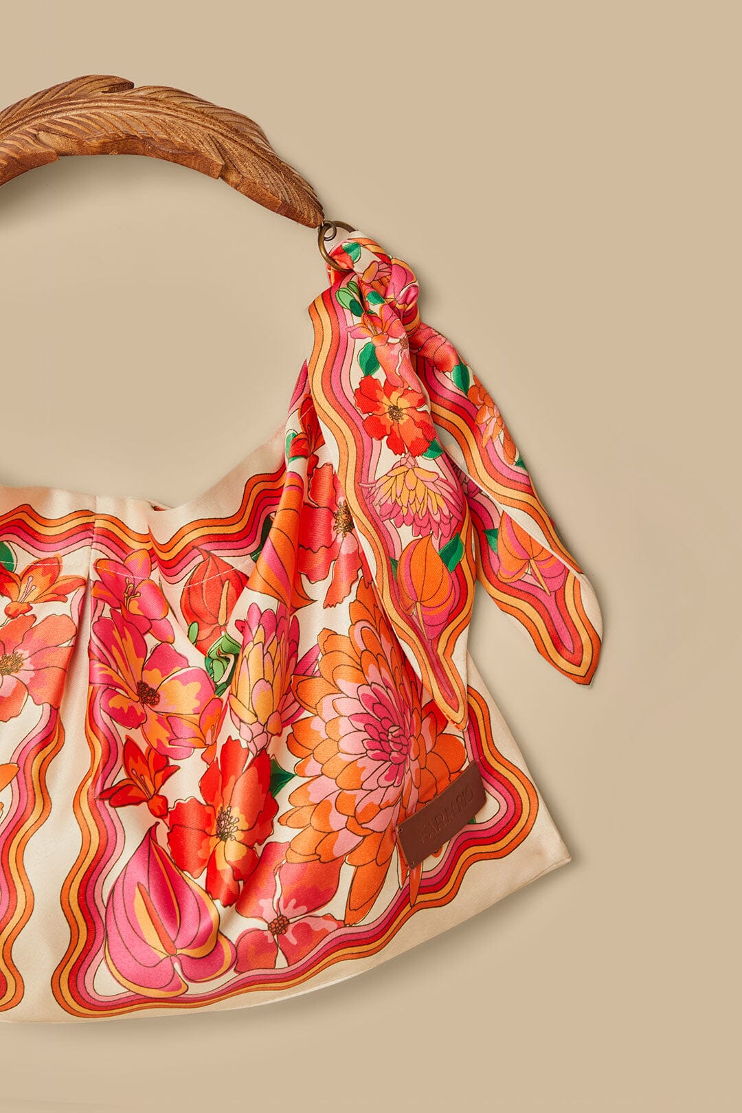 Mini bolso de pañuelo estampado Spring Affair