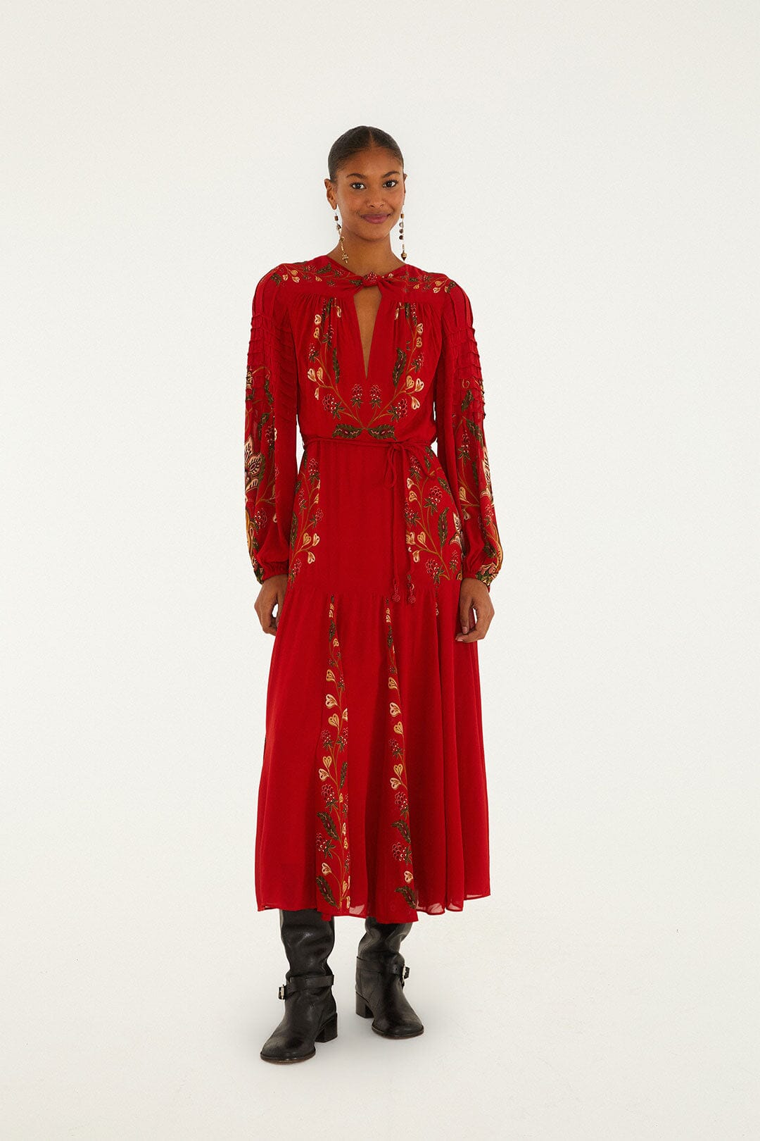 Maxi vestido plisado de manga larga Red Berry Garden