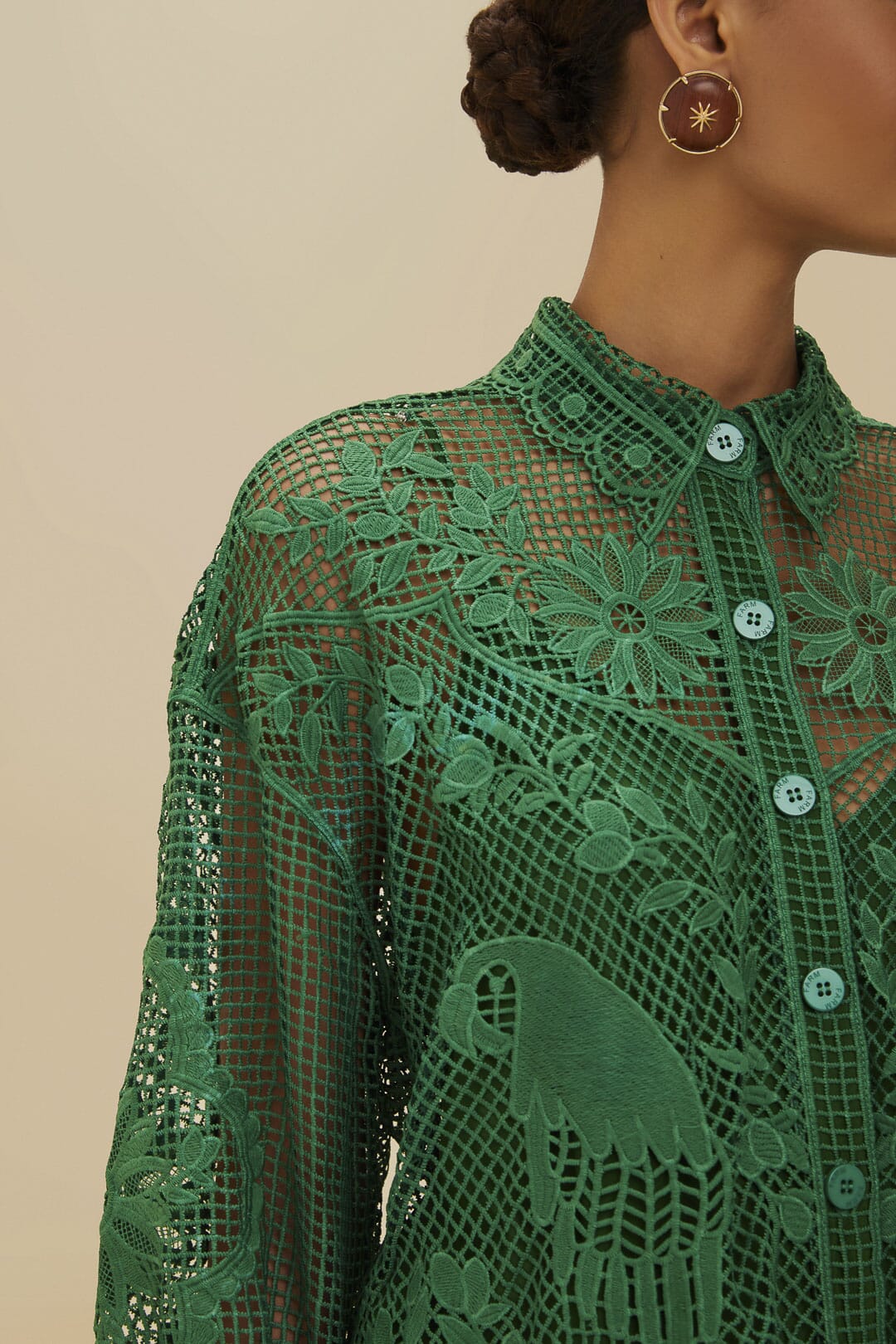Camisa guipur paisaje verde