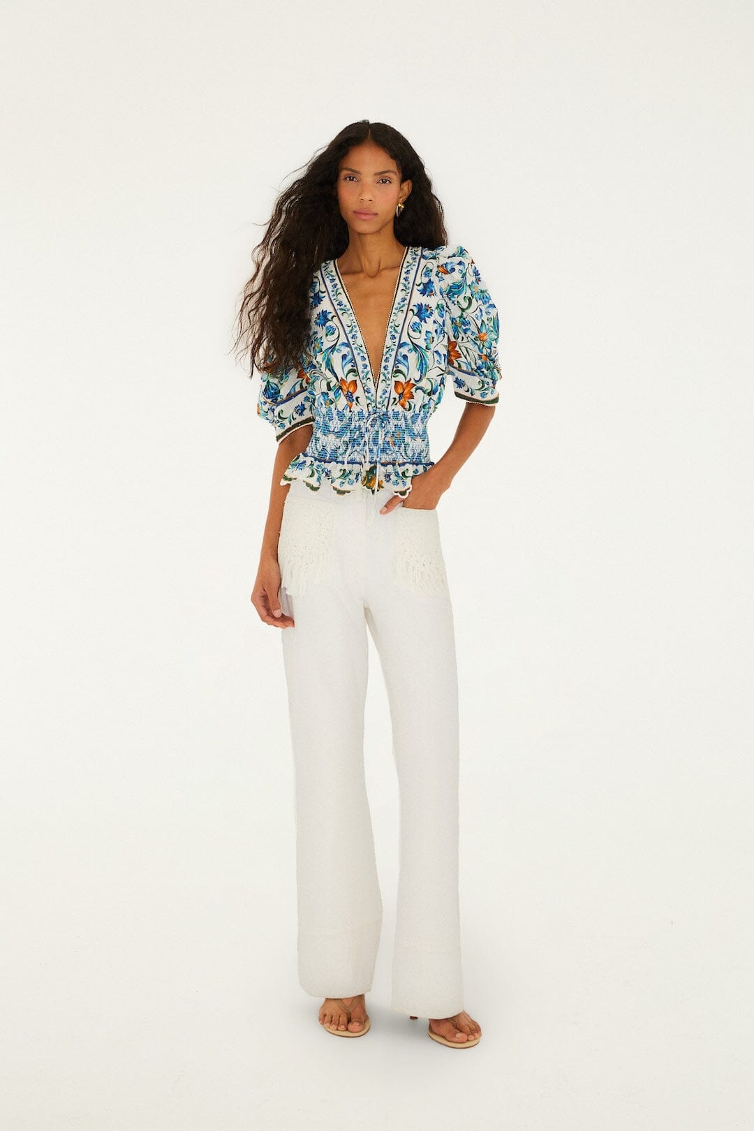 Blusa Blanco Hueso Flora Tile con Fruncido