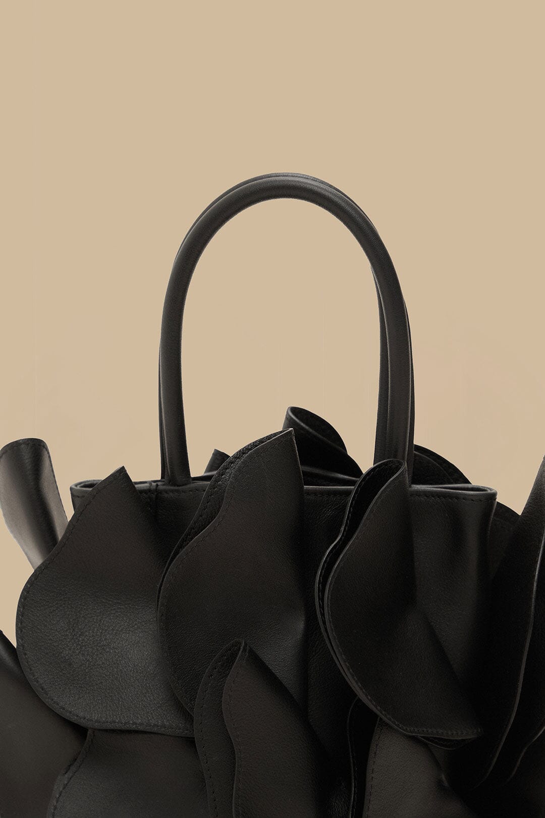 Bolso flor de piel negro