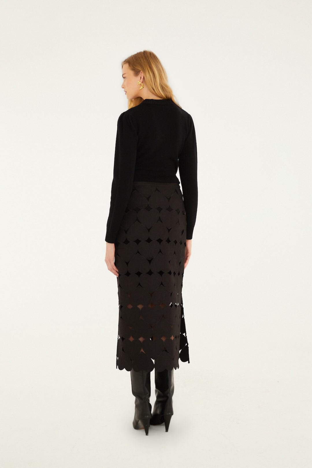falda midi corazones negros