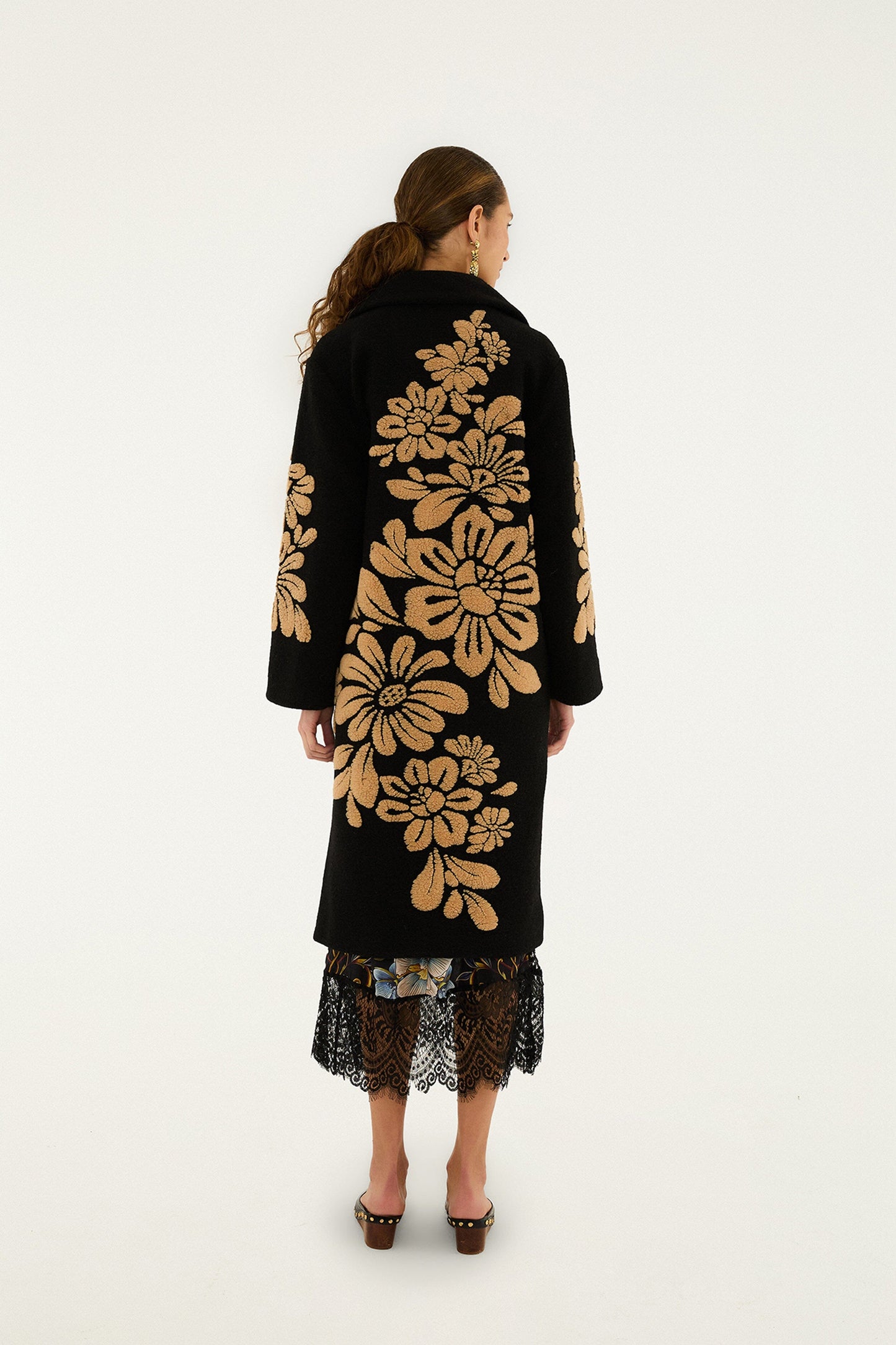 bold flowers black fleece