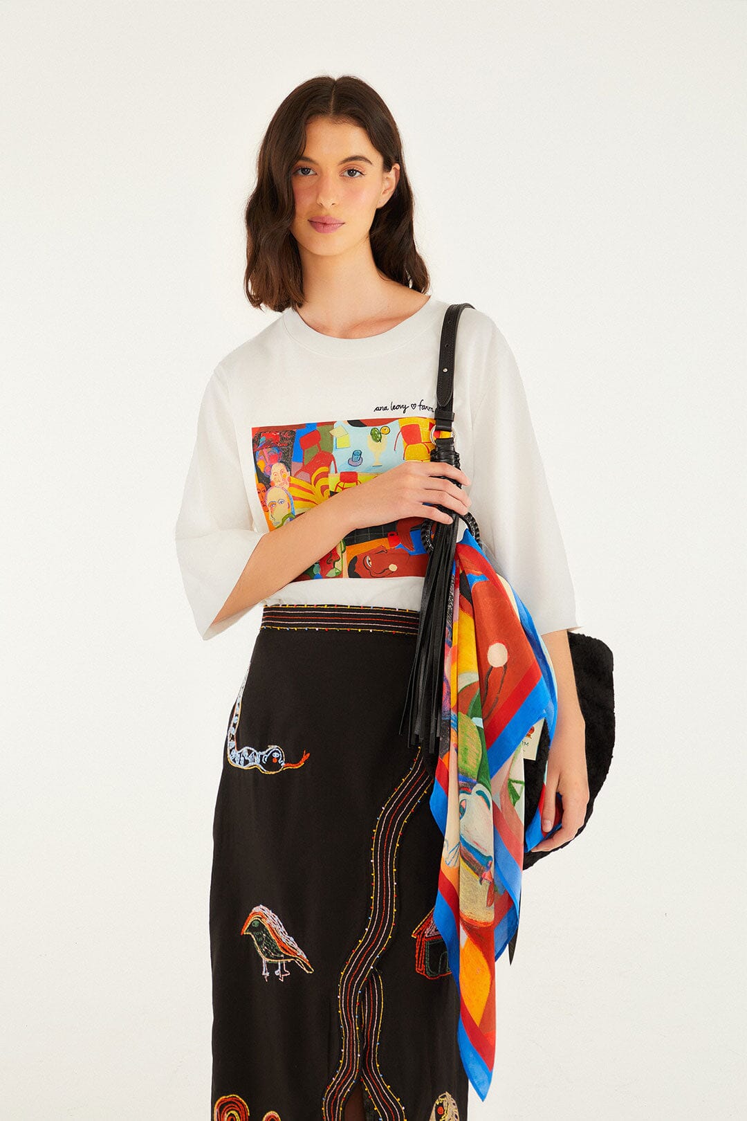 a popular cafe multicolor scarf