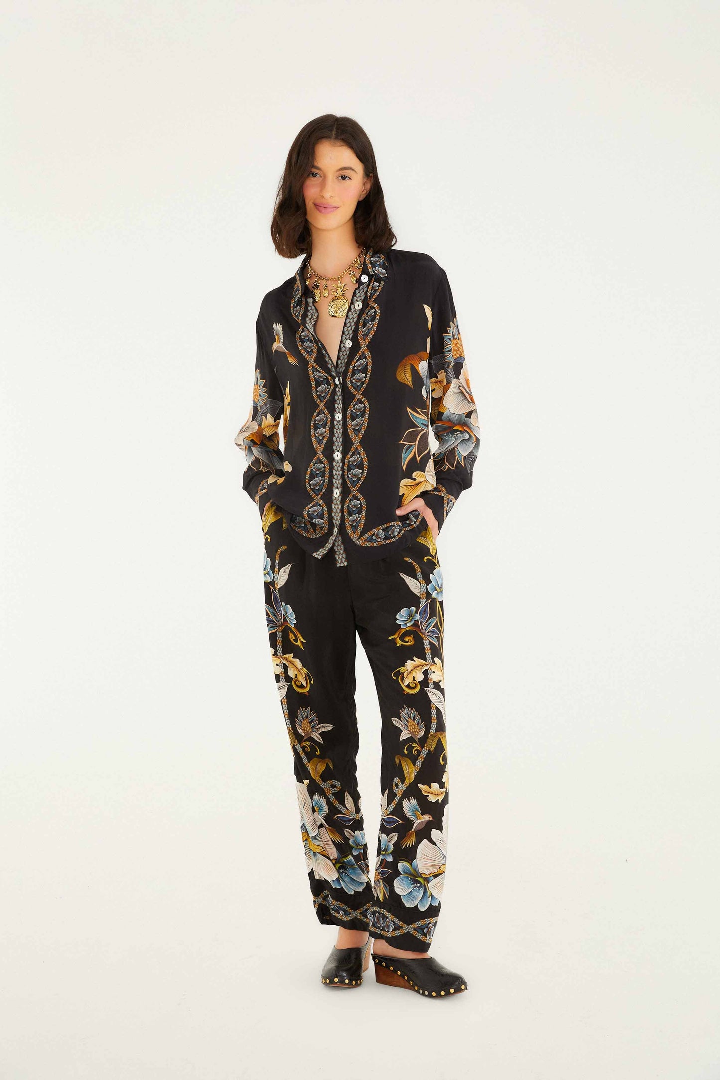 Pantalón Flowerful Garden negro