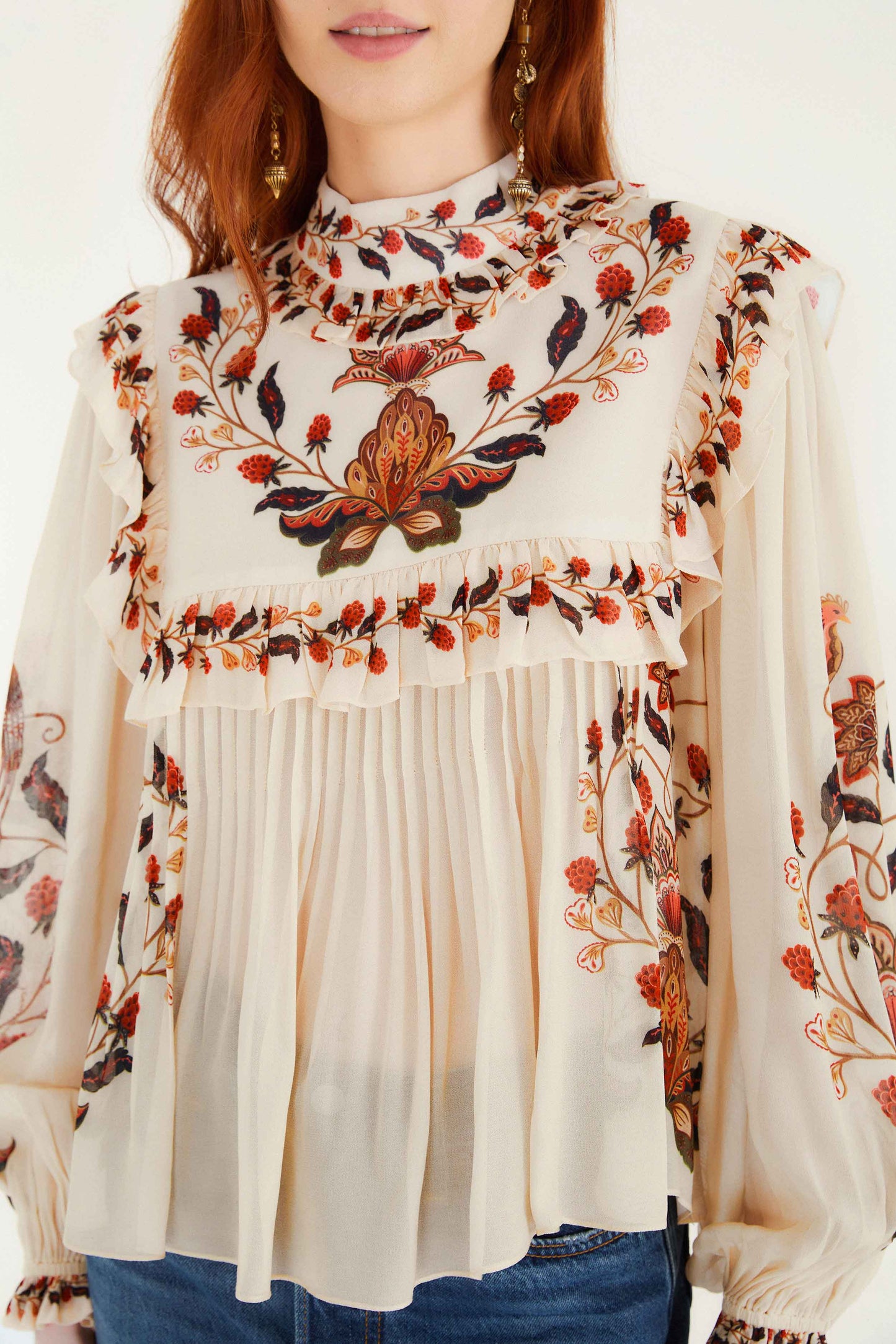 Blusa de manga larga Cream Berry Garden