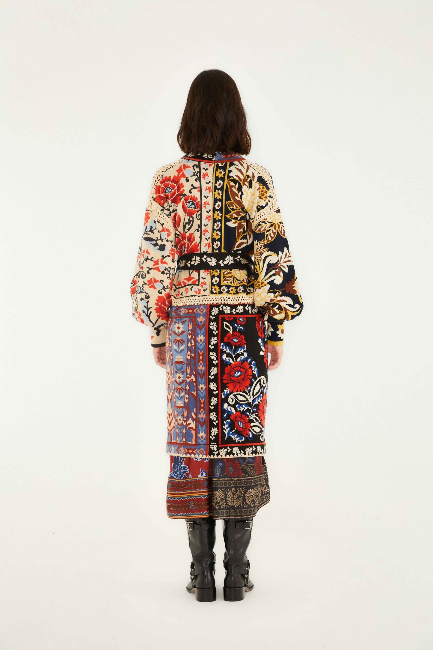 Chaqueta de punto midi con estampado de flores mixtas y patchwork