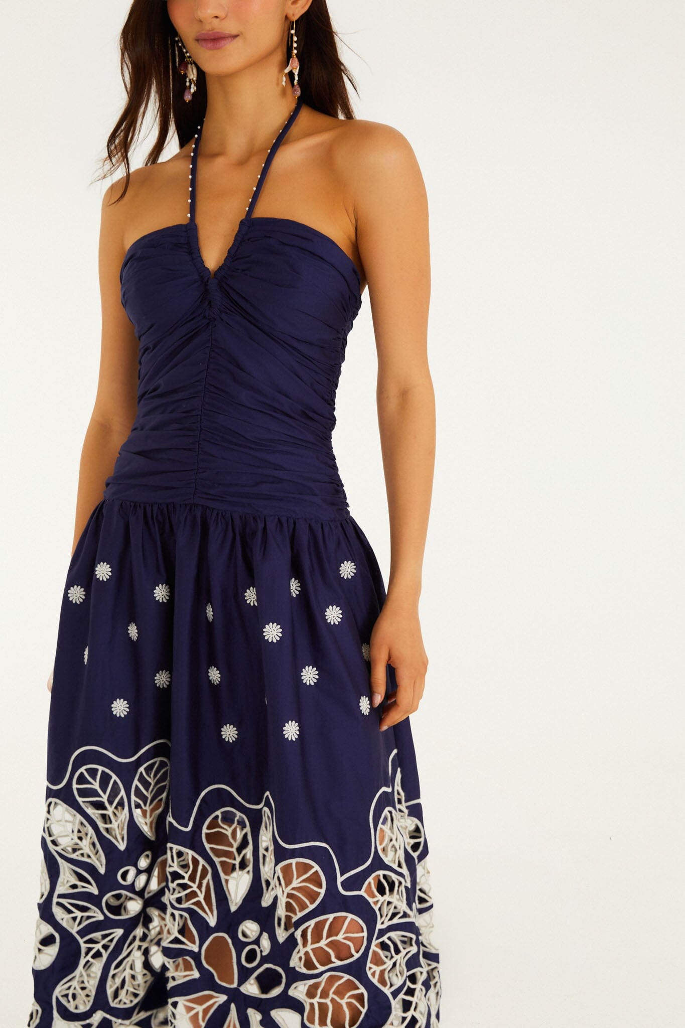 Vestido Midi Azul Marino Bordado Richelieu