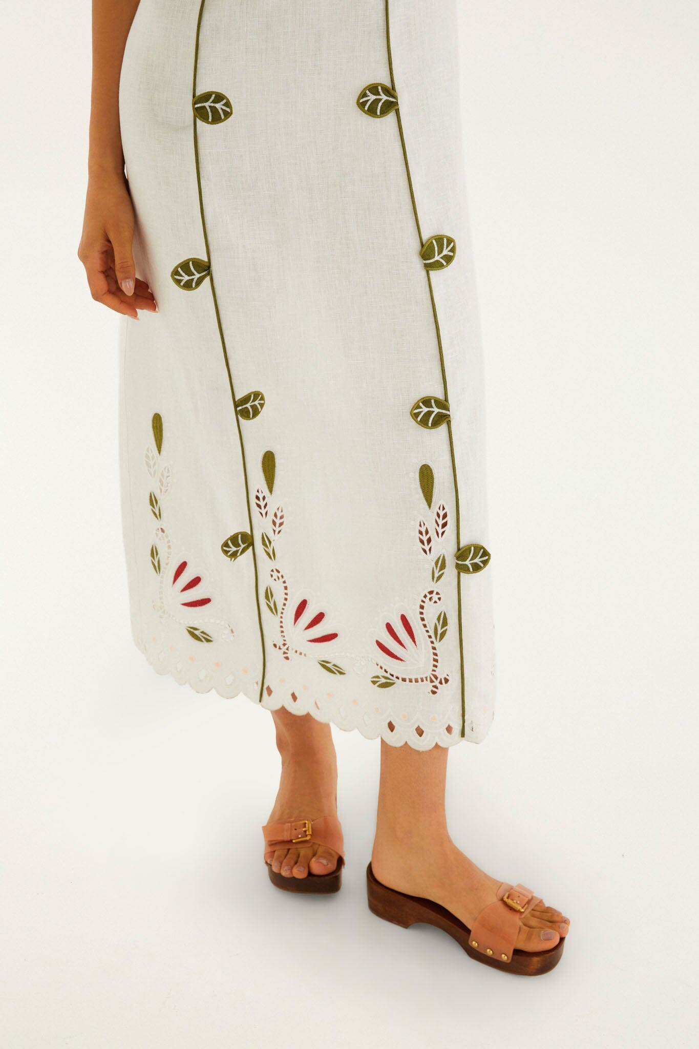 Vestido Midi Blanco Hueso Bordado Tulip Richelieu