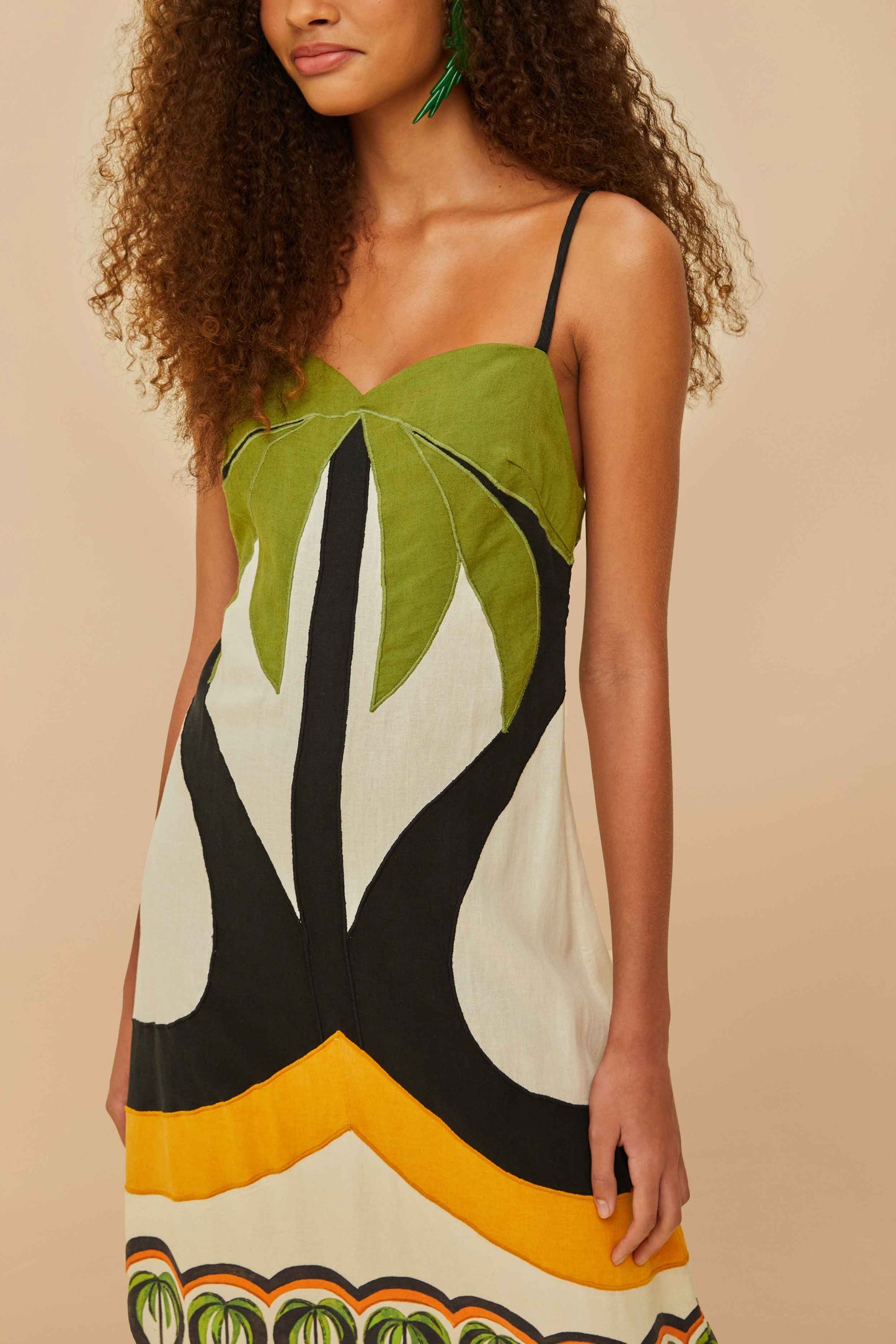 Vestido Off-White Coconut Tree Flow LENZING™ ECOVERO™ Euroflax™.