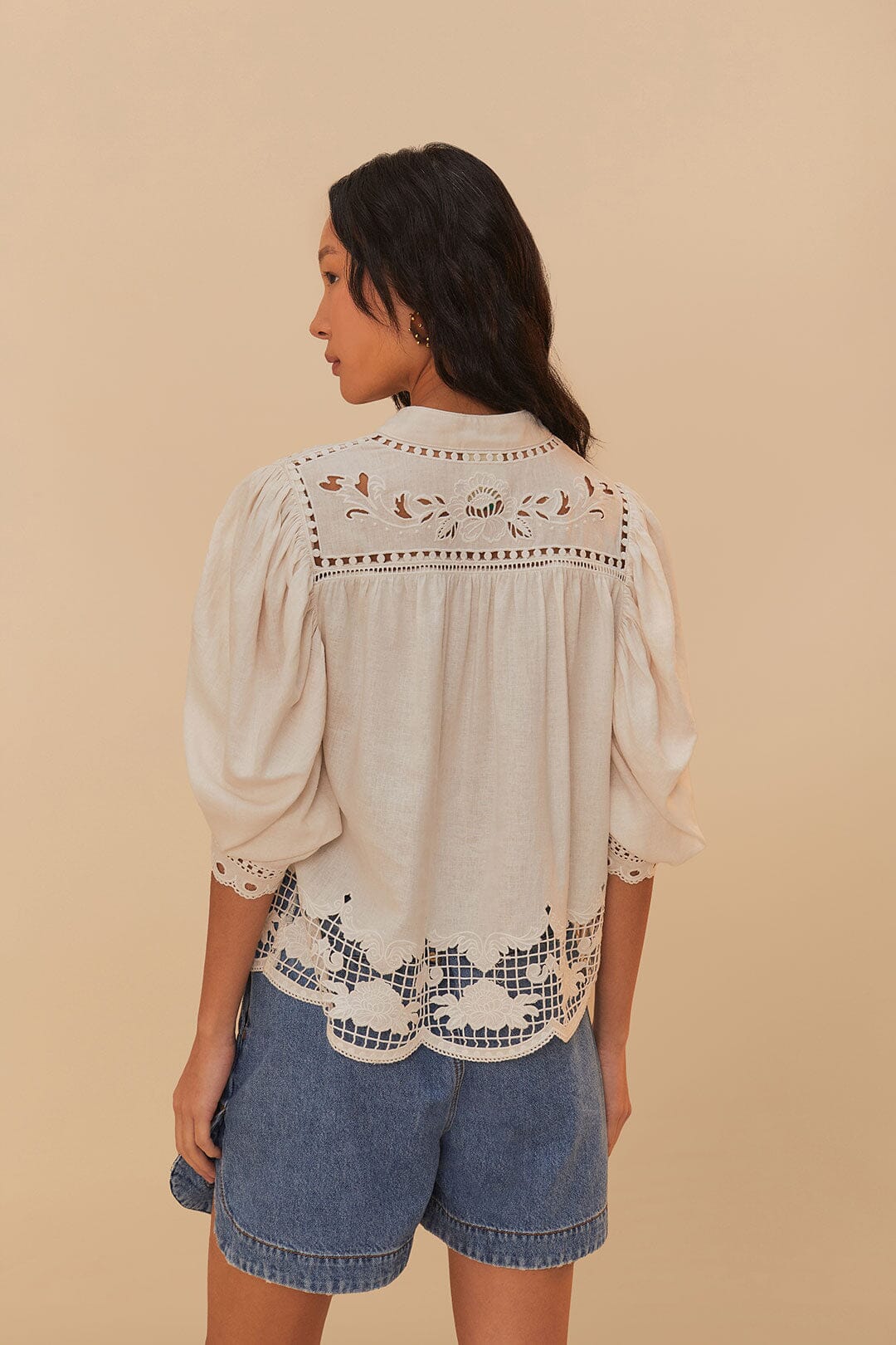Blusa romántica Richelieu LENZING™ ECOVERO™ Euroflax™ de Off-White