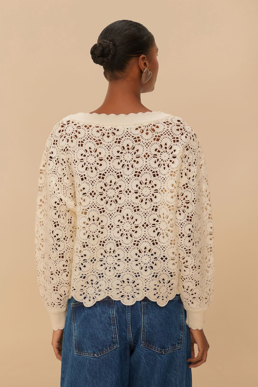 Cárdigan de ganchillo con flores de Off-White