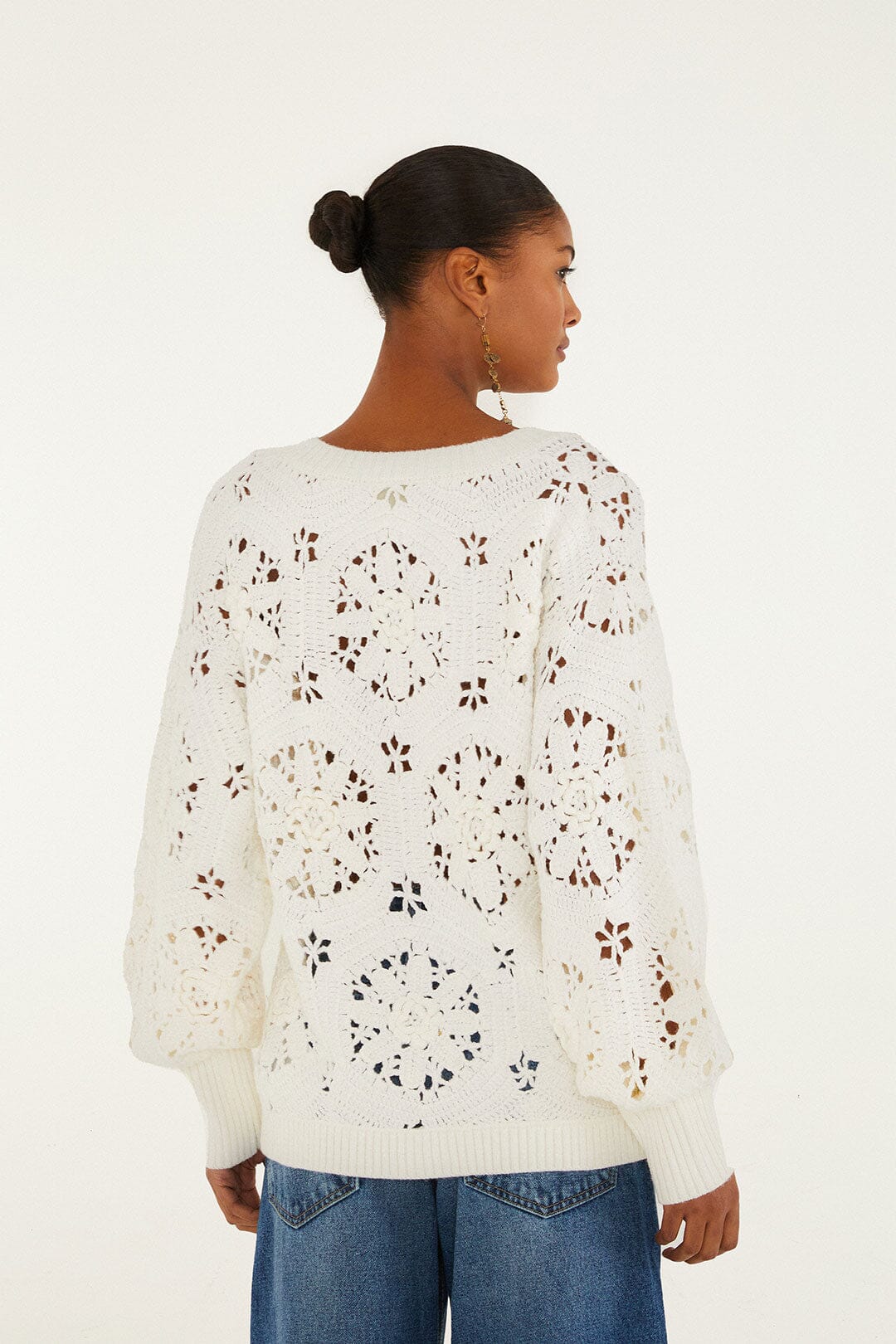 crochet-3d-flower-knit-cardigan
