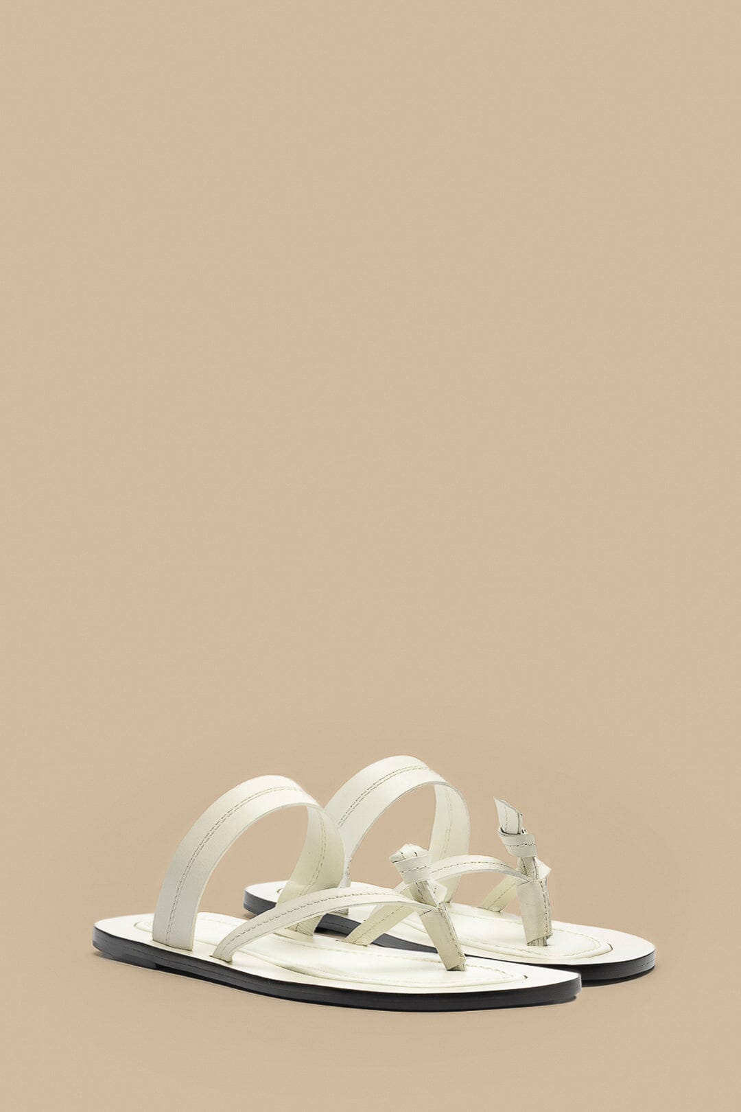 Sandalia plana Ivory Tie