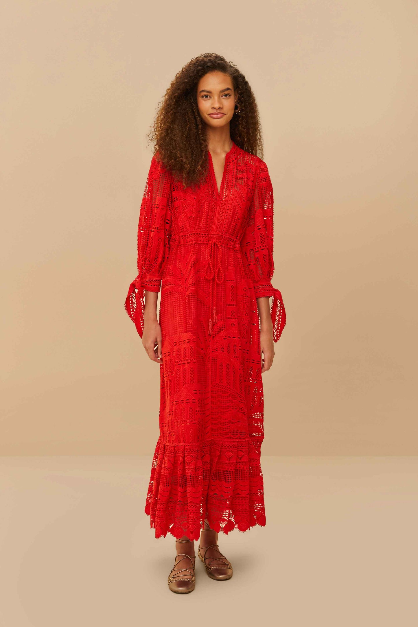 Maxi Vestido Morada Boa Guipure Rojo