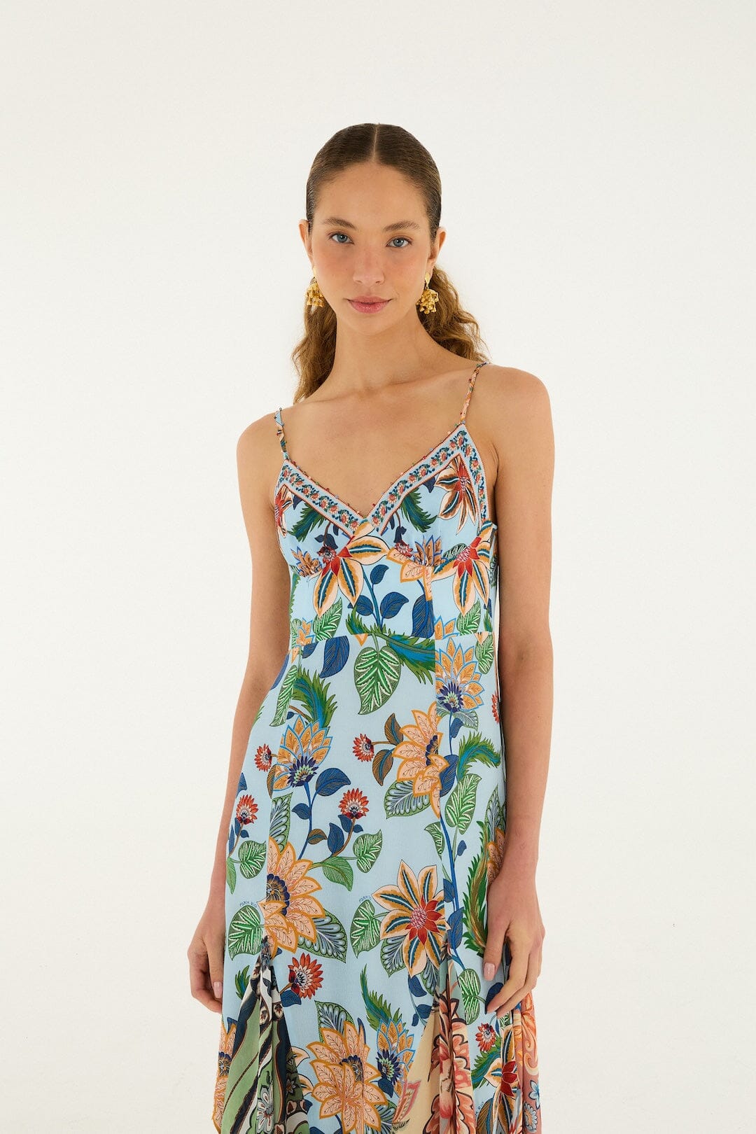 vestido largo sin mangas azul claro floral delhi
