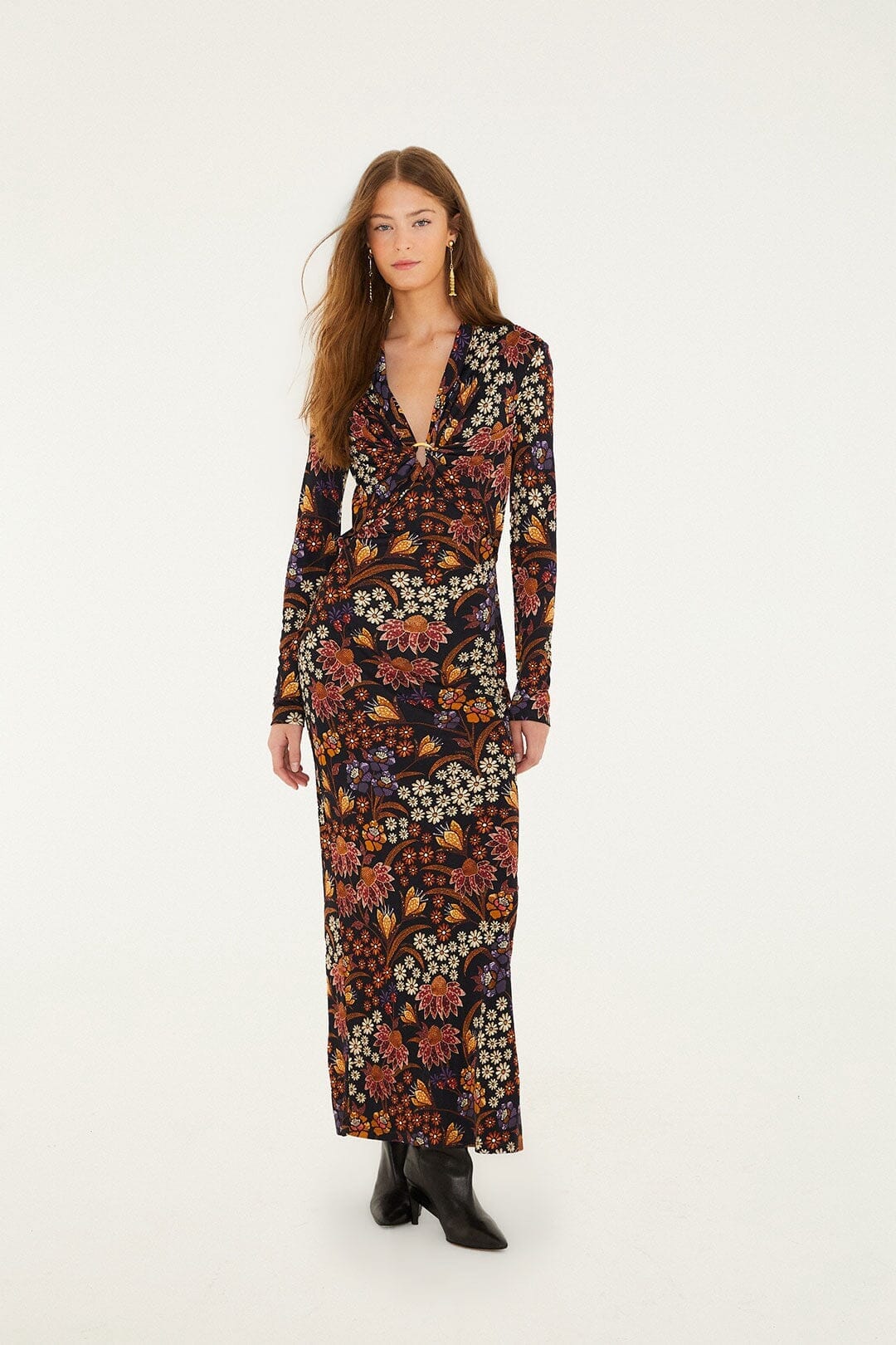 lili black long sleeve maxi dress