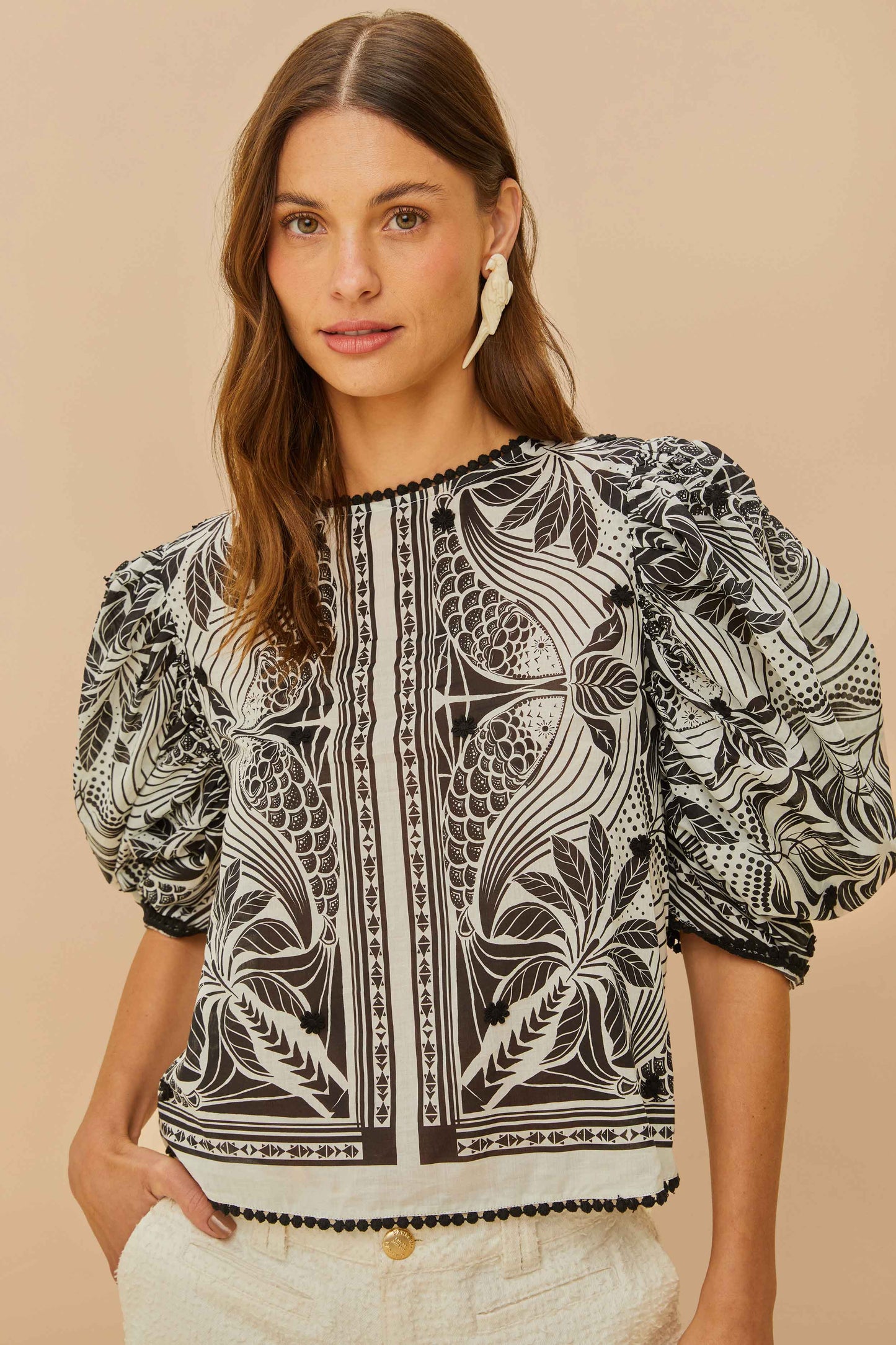 Bufanda Blusa Off-White Monochrome Elegance