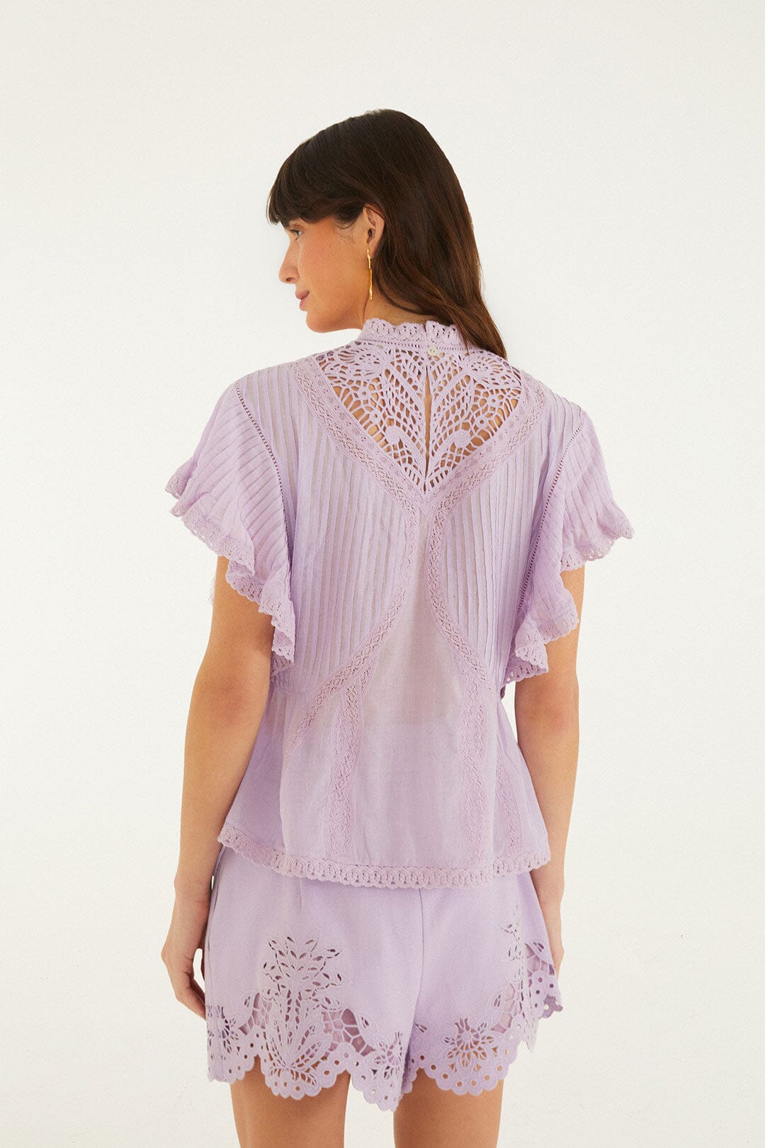 Blusa Lila de Encaje con Olanes
