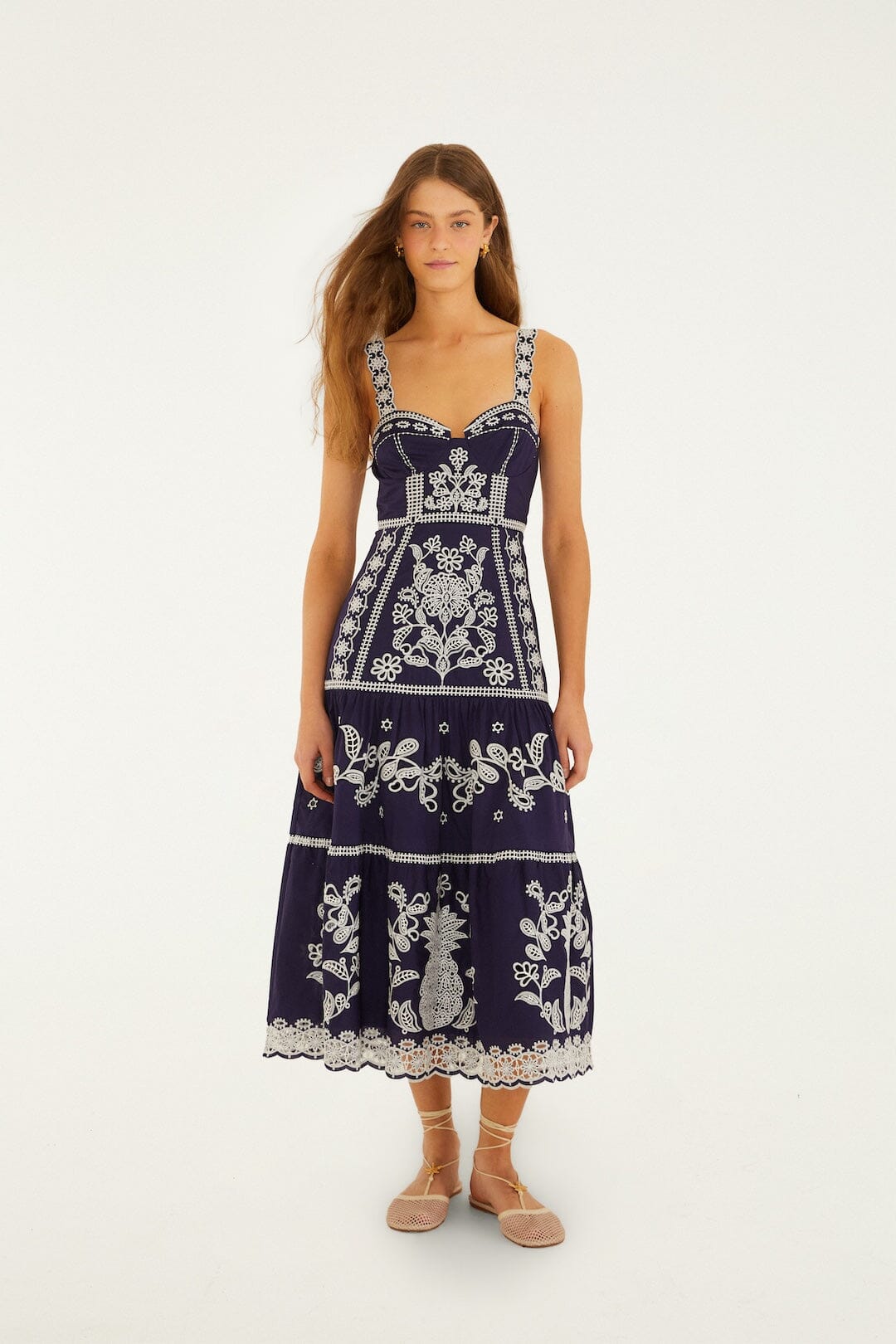 Vestido Midi Azul Bordado Richelieu