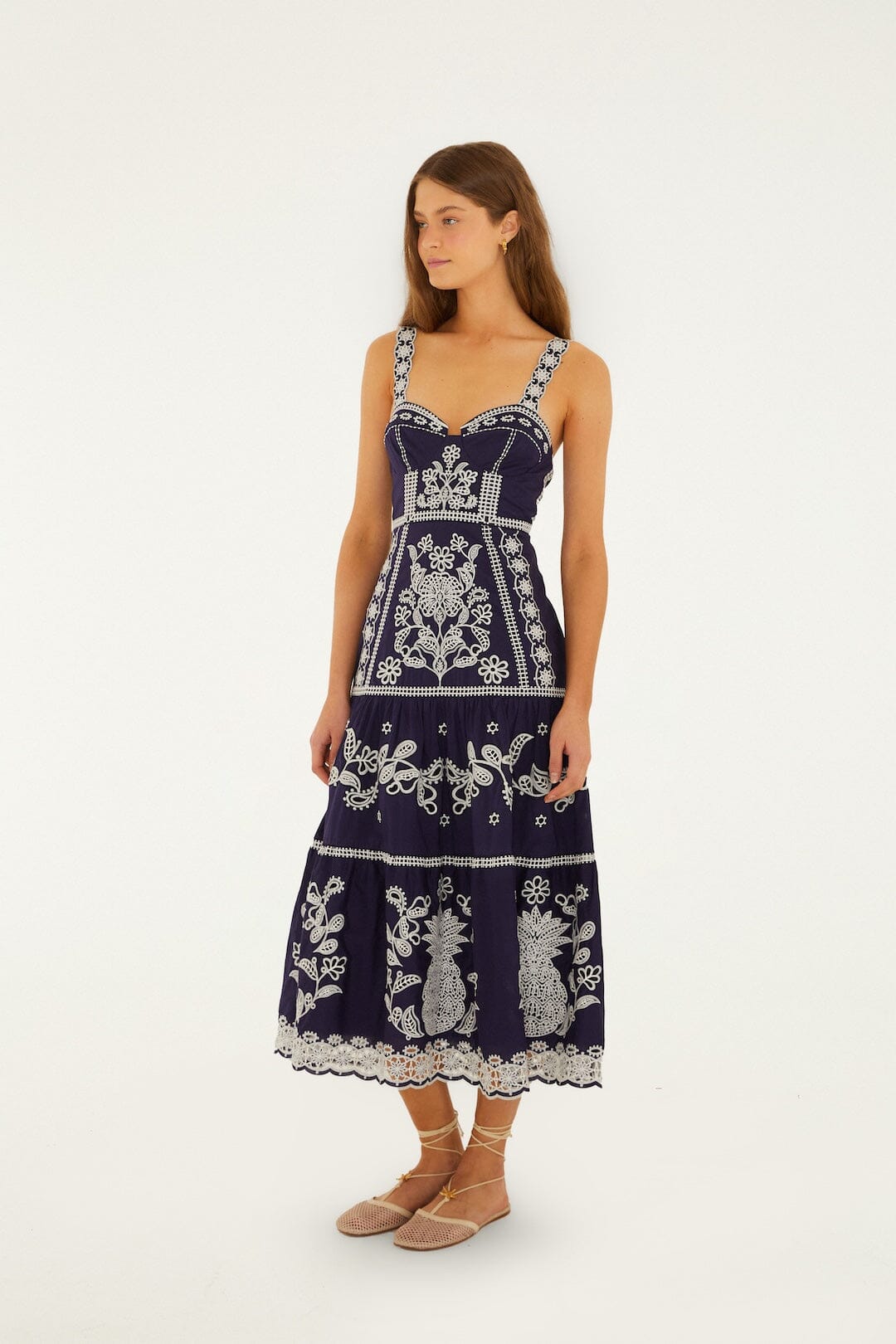 Vestido Midi Azul Bordado Richelieu