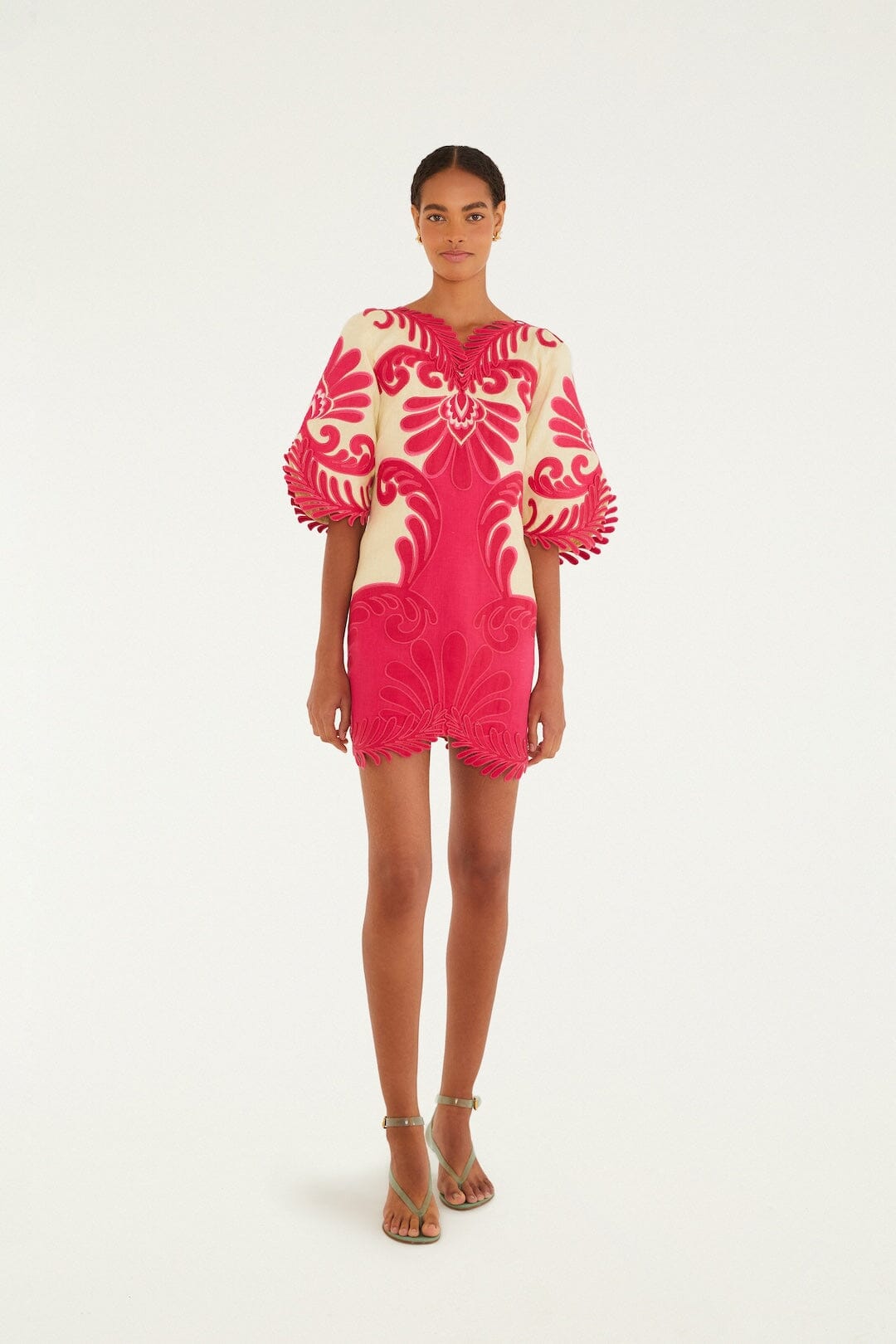 Vestido Mini Rosa Bordado Spring Arabesc