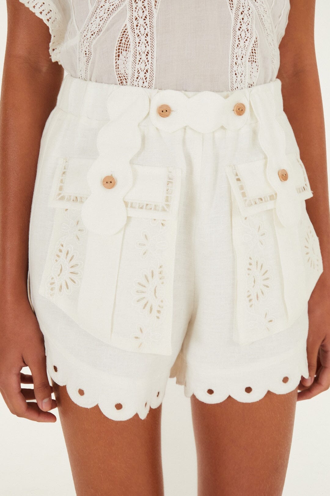 short artesanal blanco roto