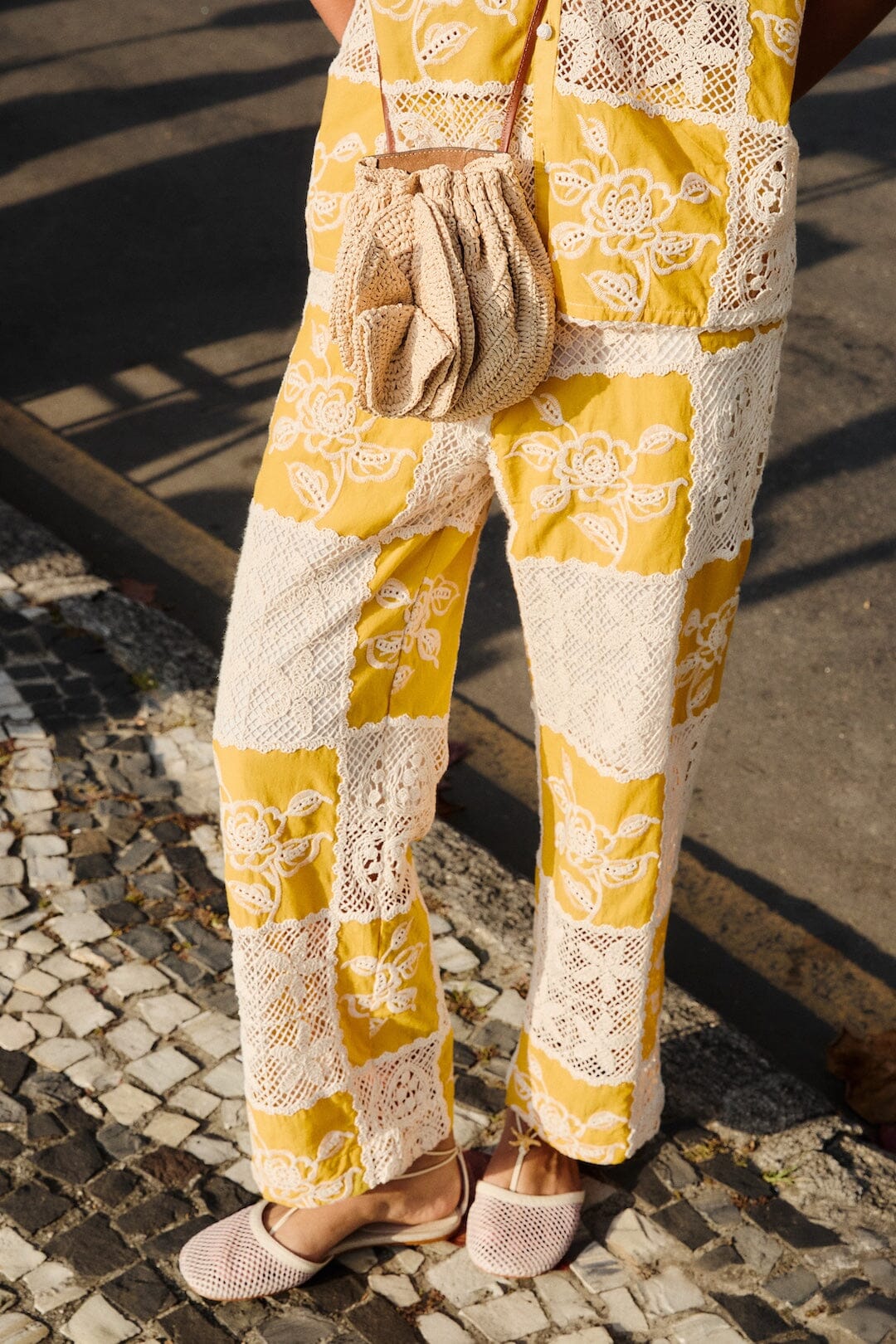 pantalones de encaje
