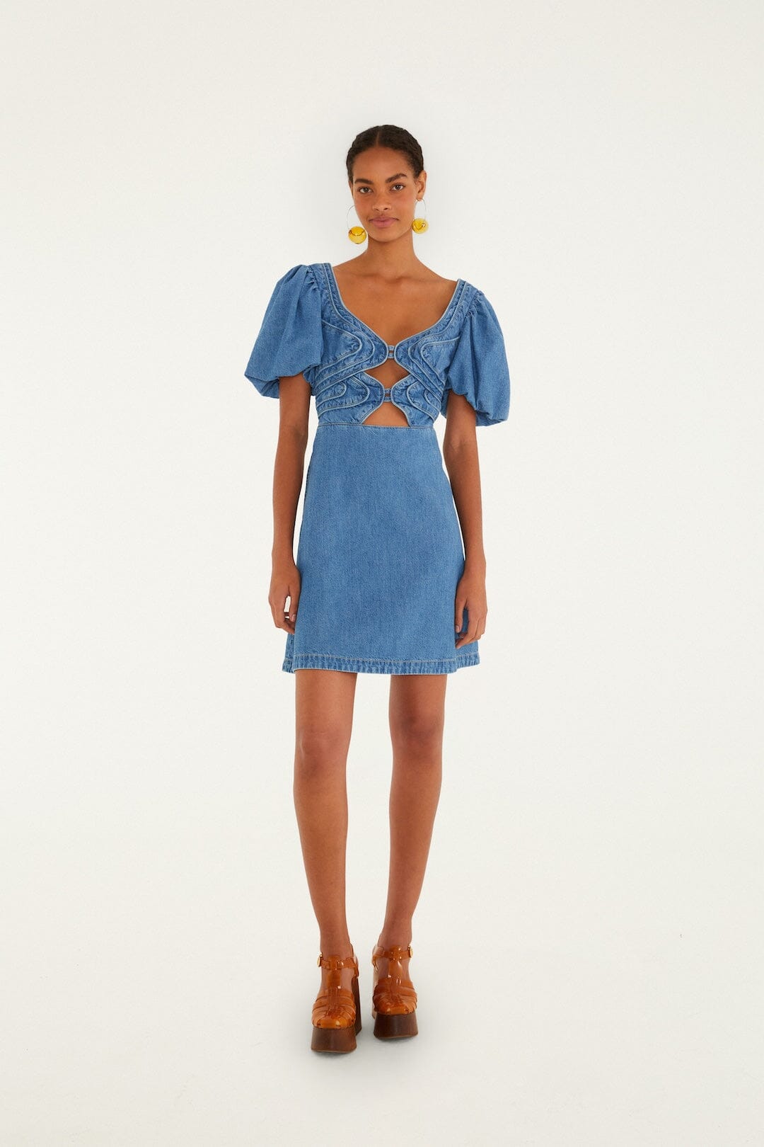 Vestido Mini de Mezclilla con Abertura Ondulada y Manga Abombada