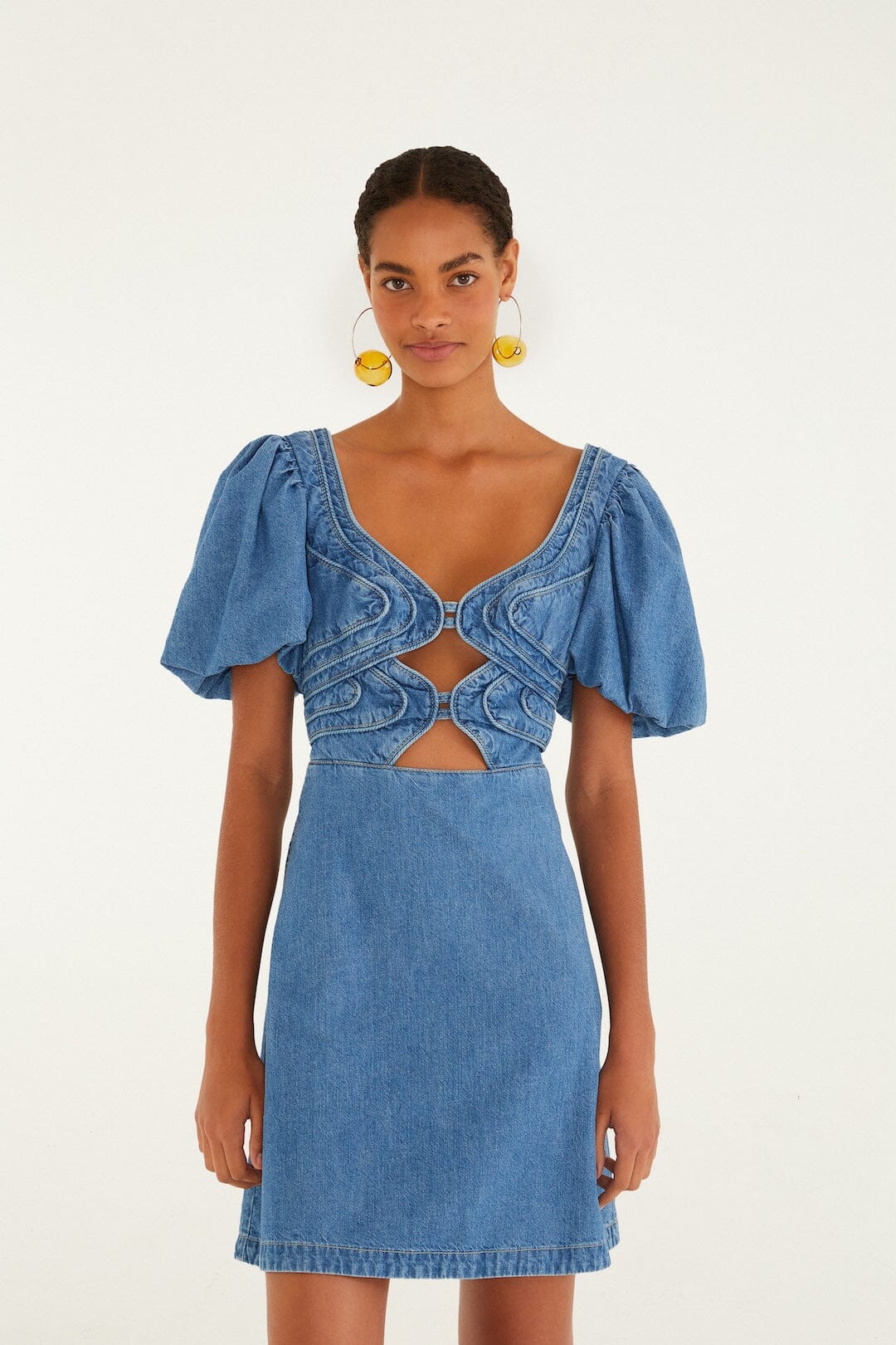 Vestido Mini de Mezclilla con Abertura Ondulada y Manga Abombada
