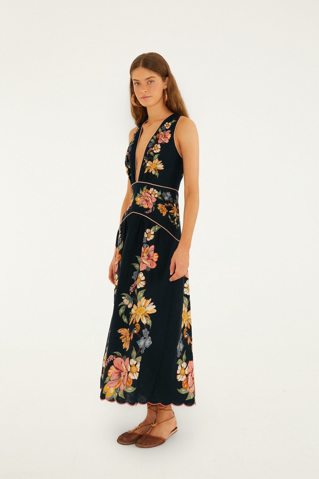 vestido midi floral azul oscuro maira