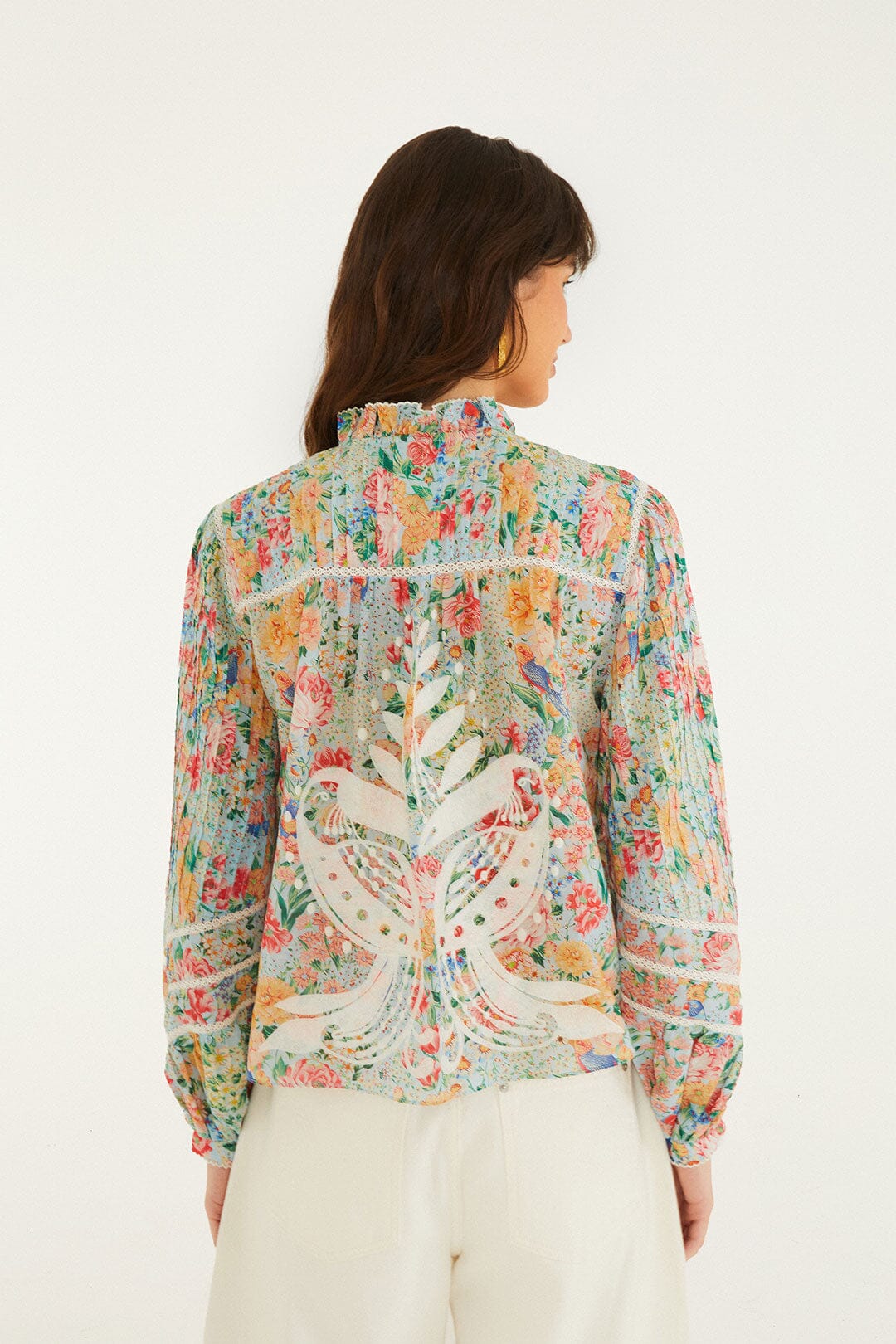 Blusa Rendeira Multicolor con Cutwork y Manga Larga