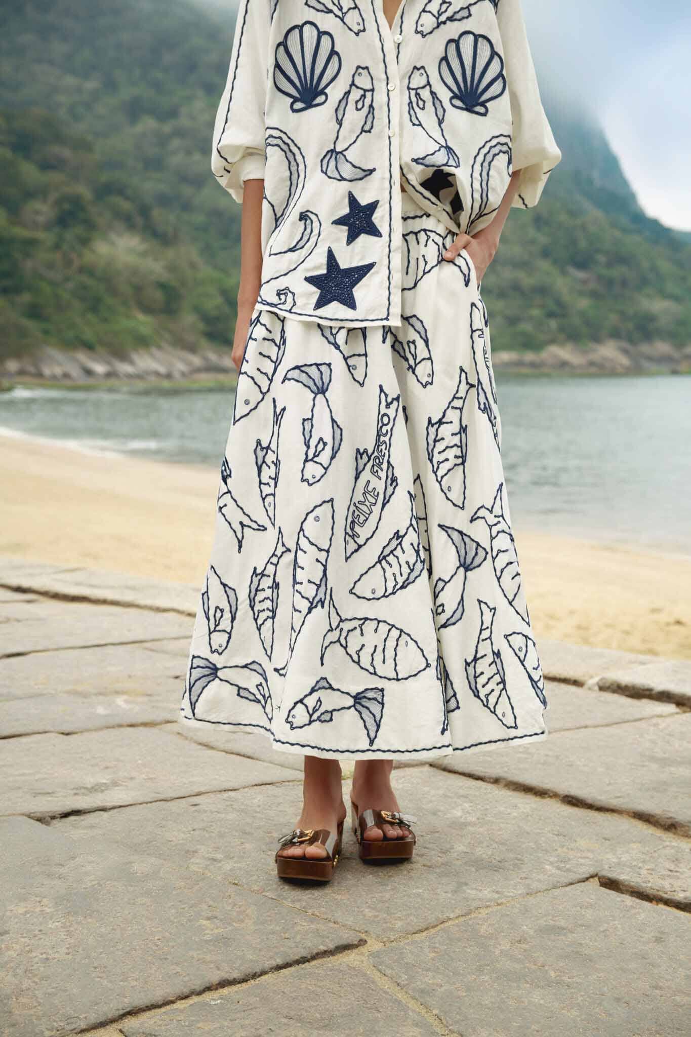 Falda Midi Blanco Hueso Bordada Fresh Fish