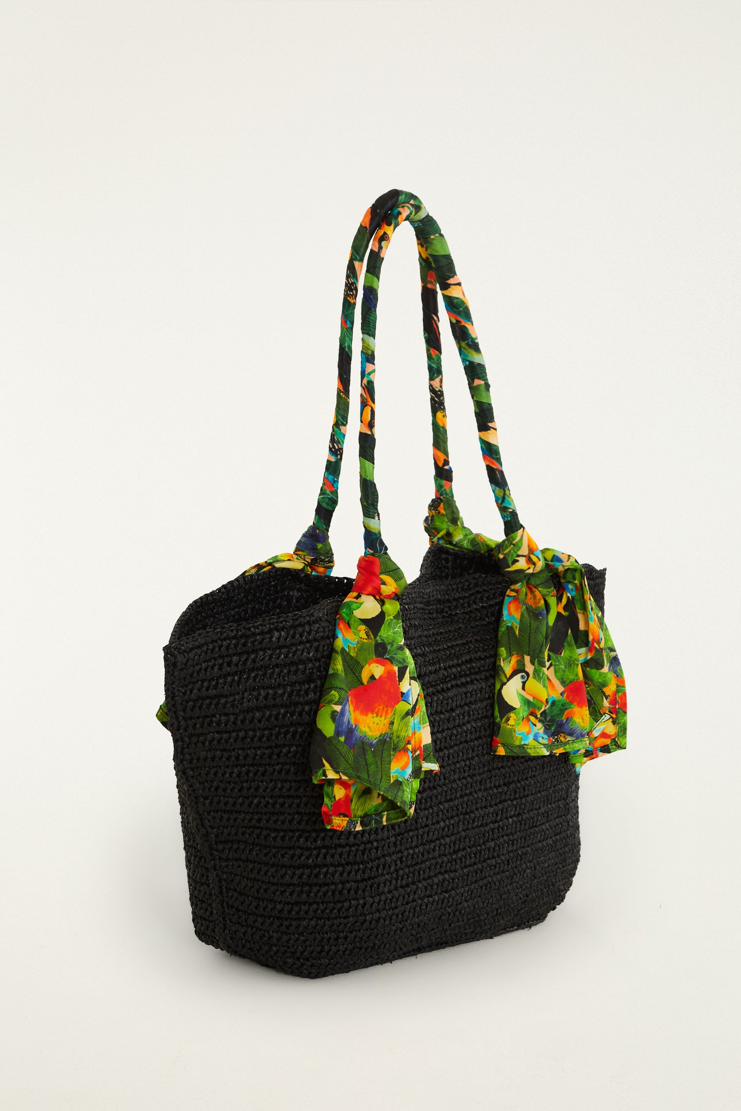 bolso cesta pañuelo rafia