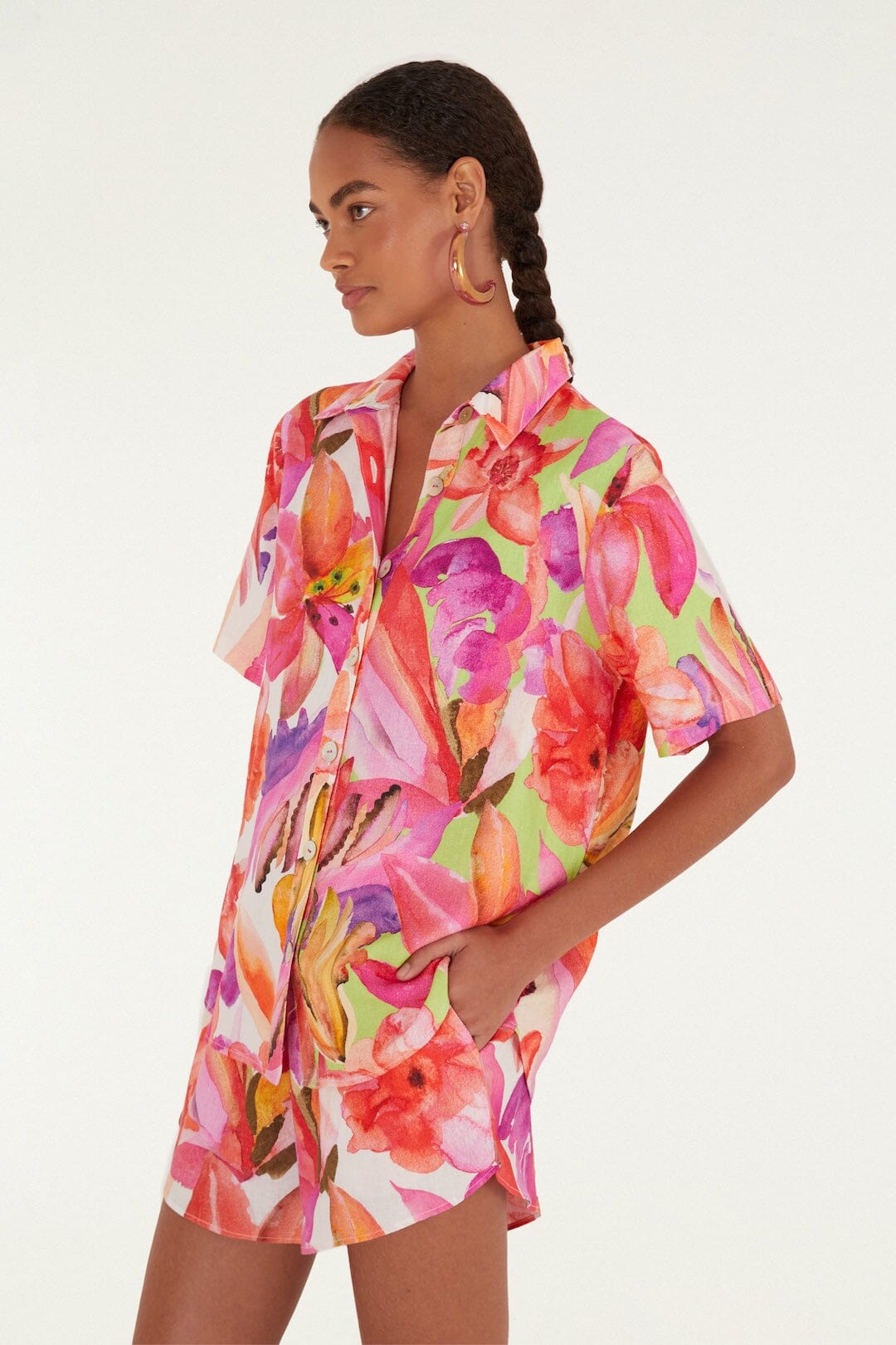 Short Multicolor Artsy Flora