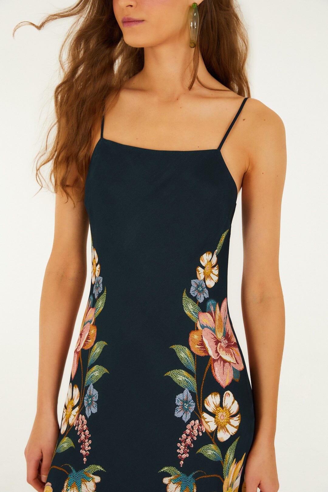 vestido largo azul oscuro floral maira