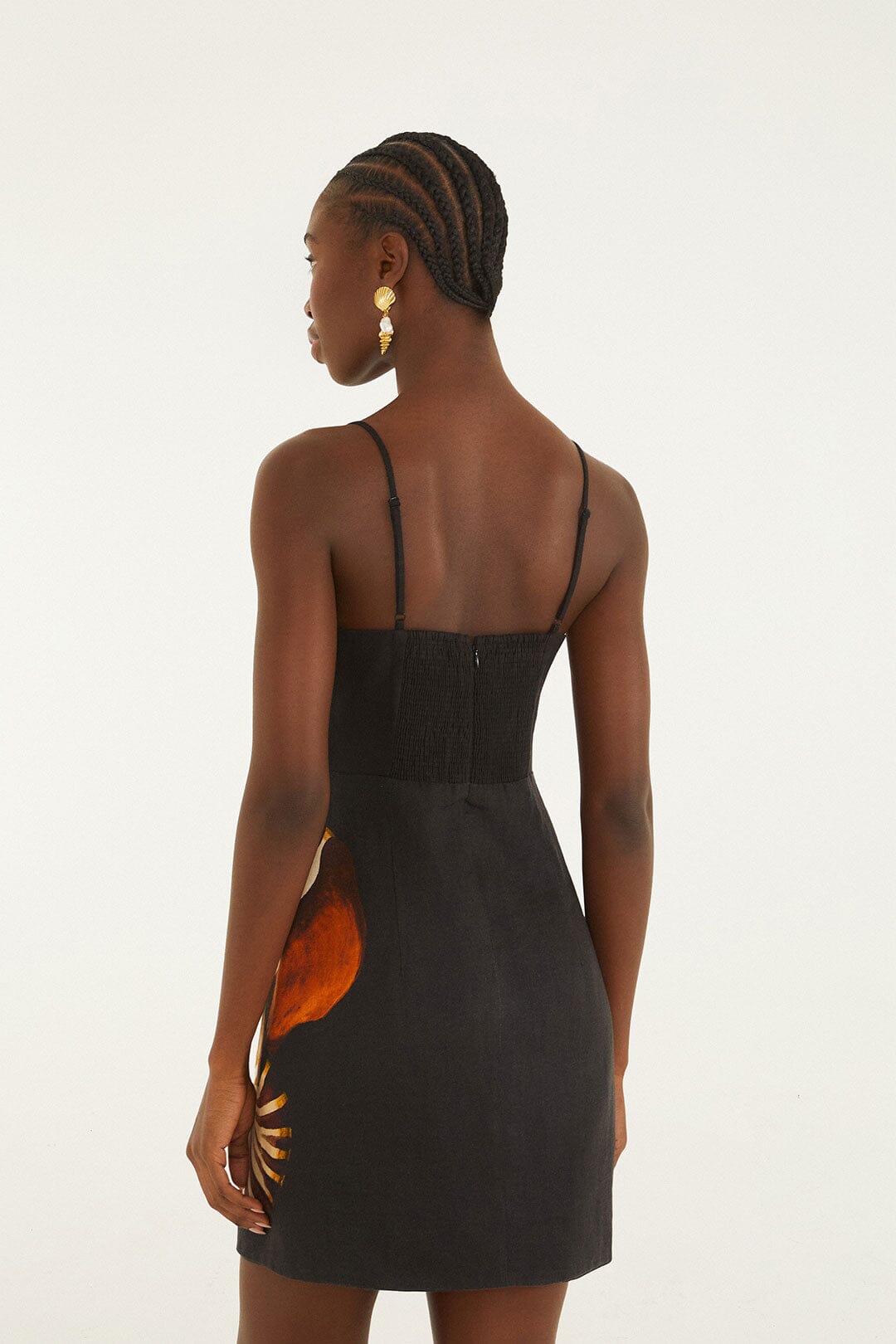 Mini Vestido Ammonite Negro con Corpiño de Concha y Cut-Out