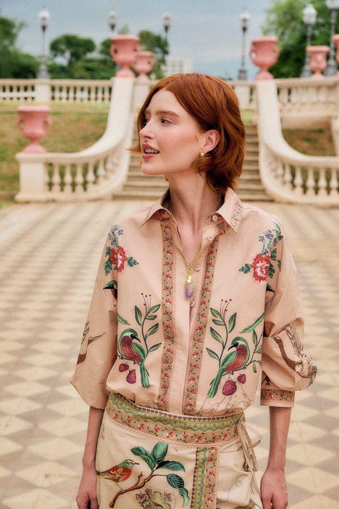 Camisa Bird Poetry con Cuello y Botones