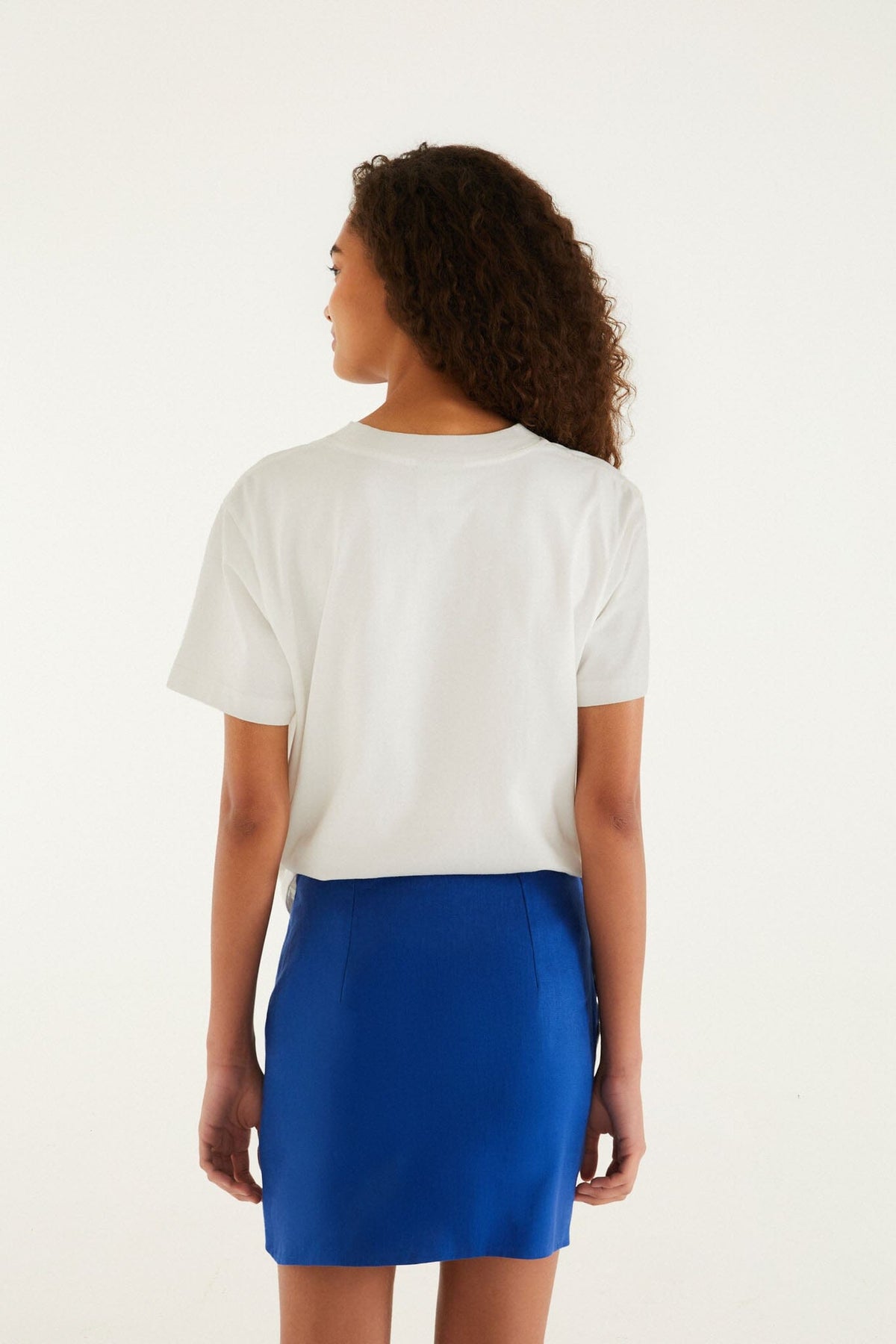 Falda Mini Azul con Bordado de Caballito de Mar