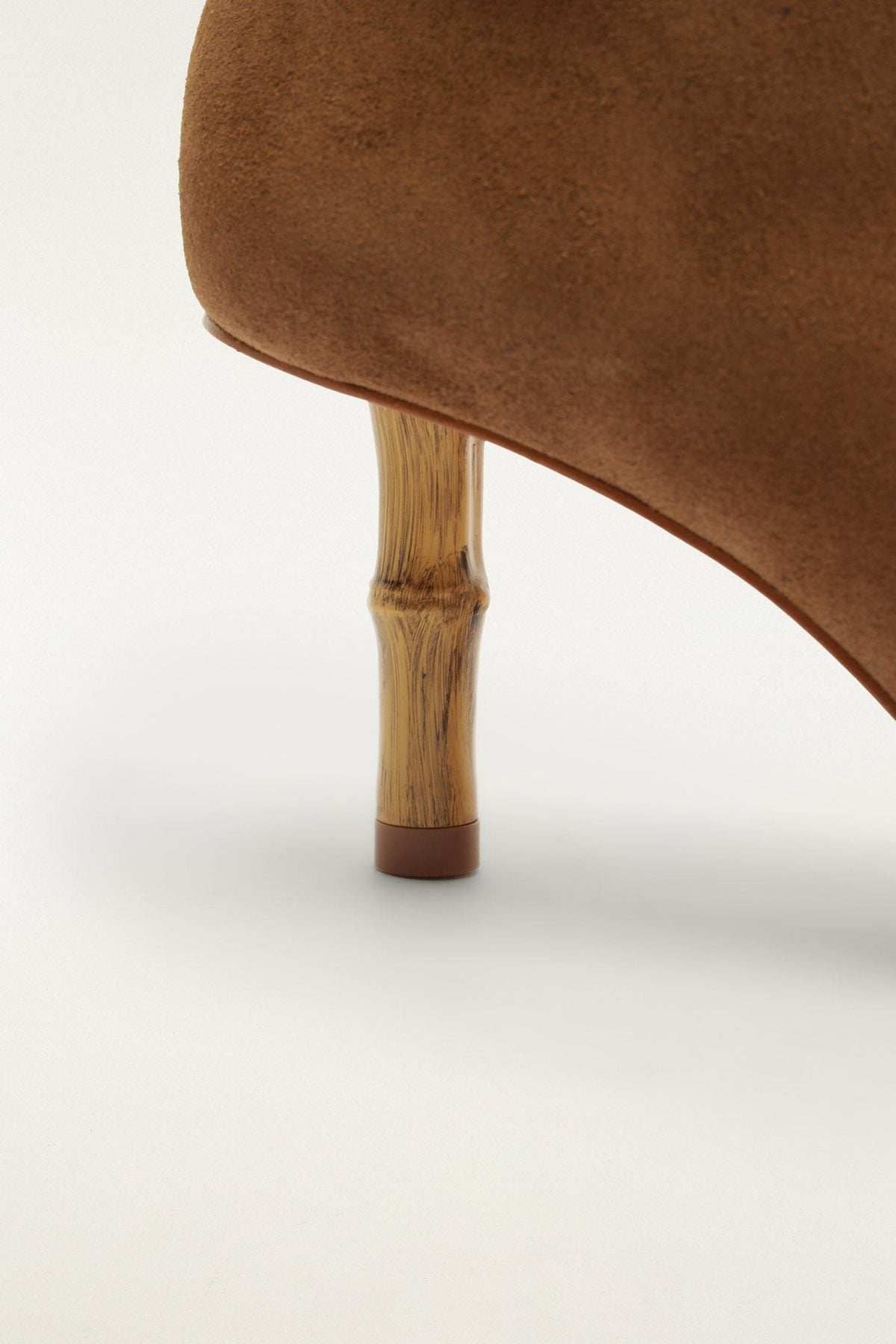 Bootie de Ante Café con Tacón Bamboo