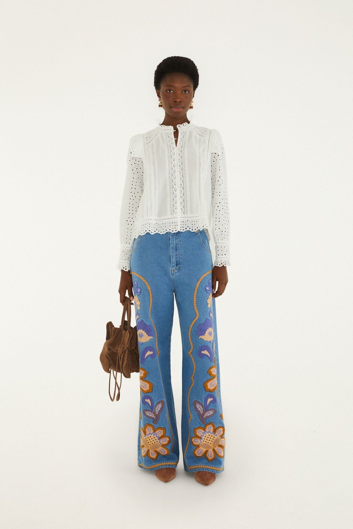 Blusa Eyelet con olanes de manga larga
